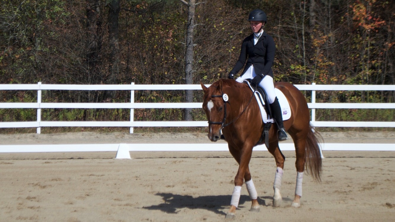 Makayla Klein-Schenk riding at Alfred university