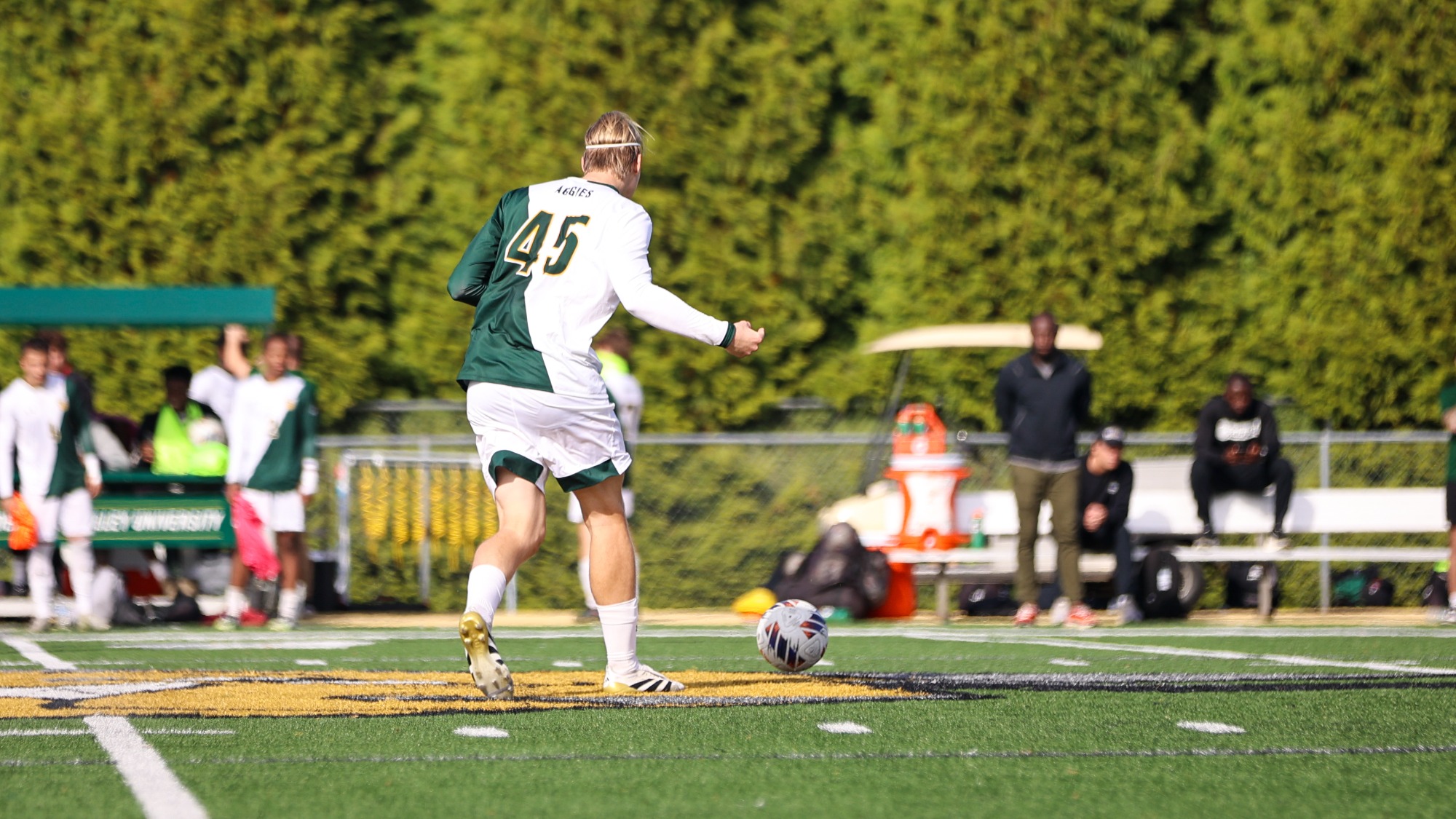 Samuel Kaellefors playing soccer vs King's College