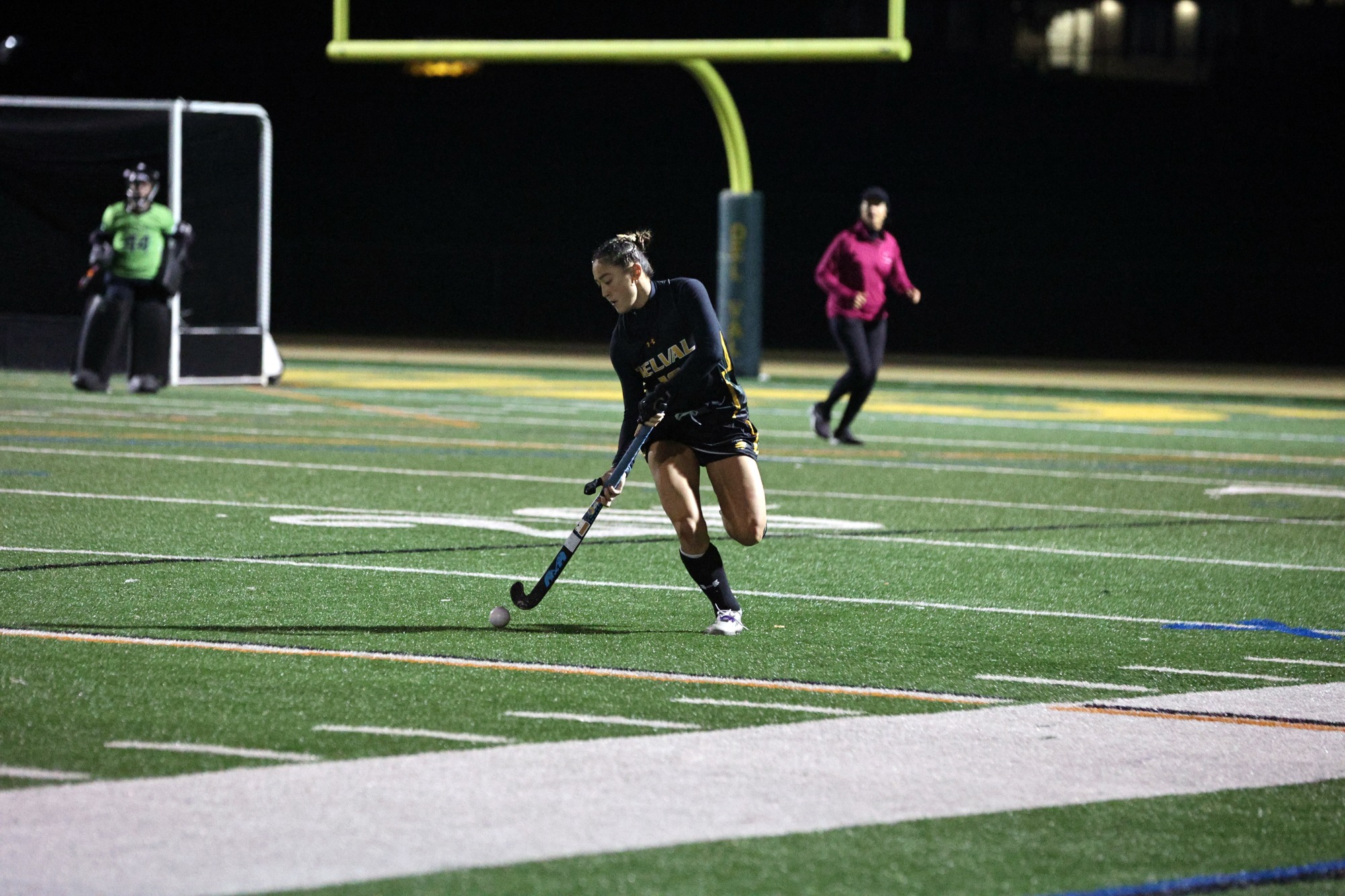 Jillian Collins playing field hockey vs. FDU-Florham 