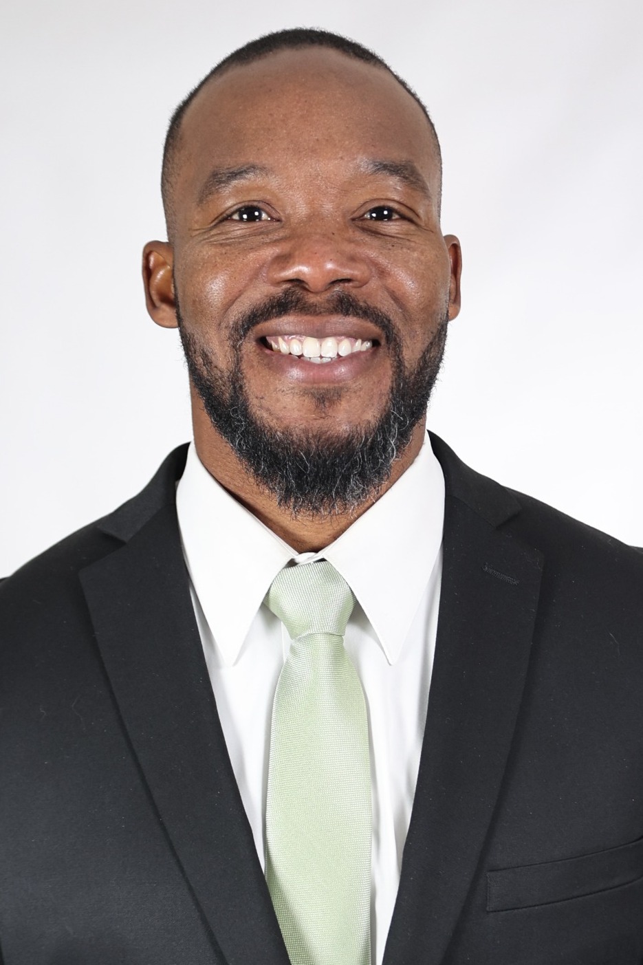 Osagie Osunde headshot