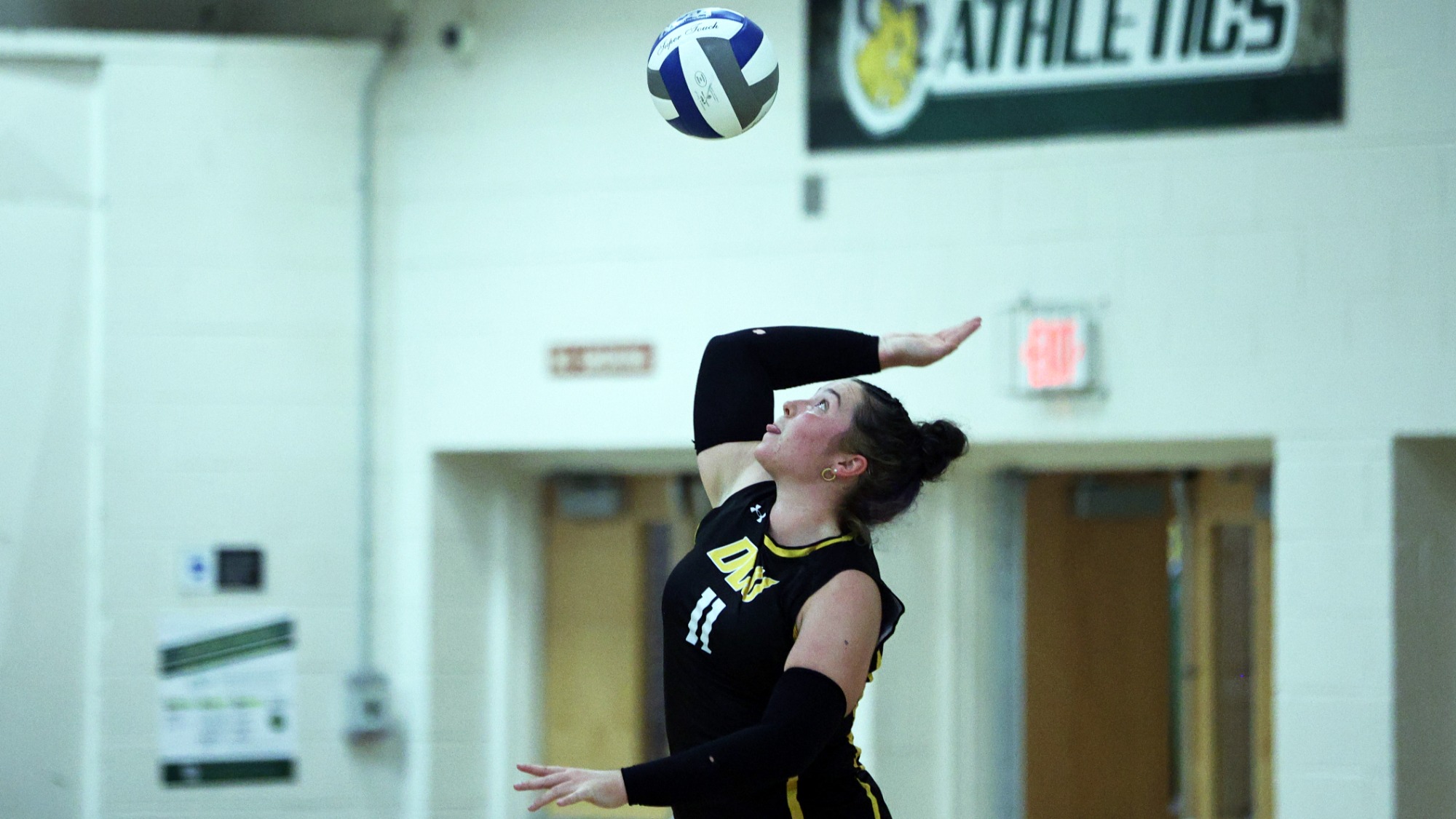 Madison Alexander playing women's volleyball vs. Penn State Brandywine