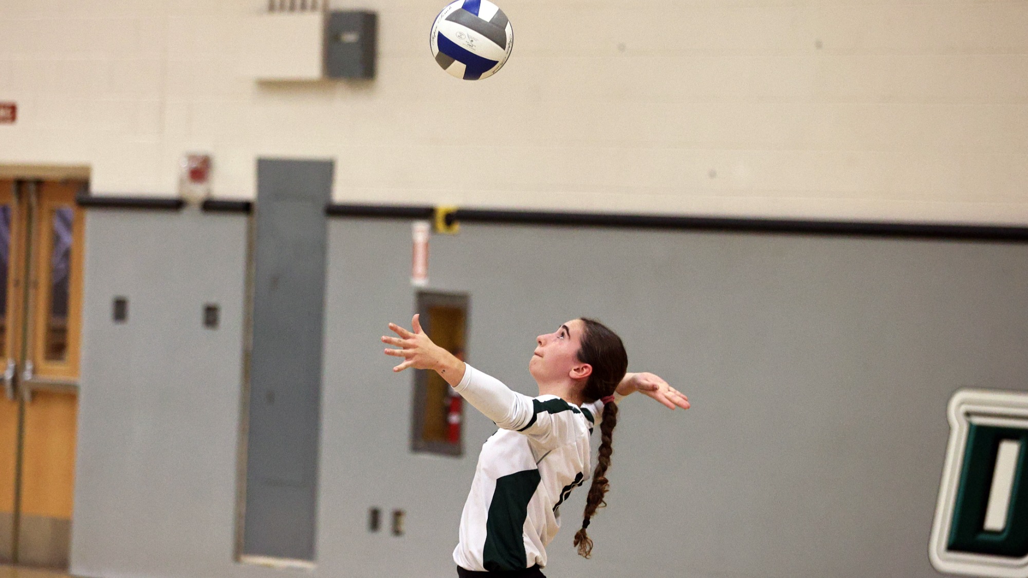 Samantha Wilton playing women's volleyball vs. Penn State Brandywine
