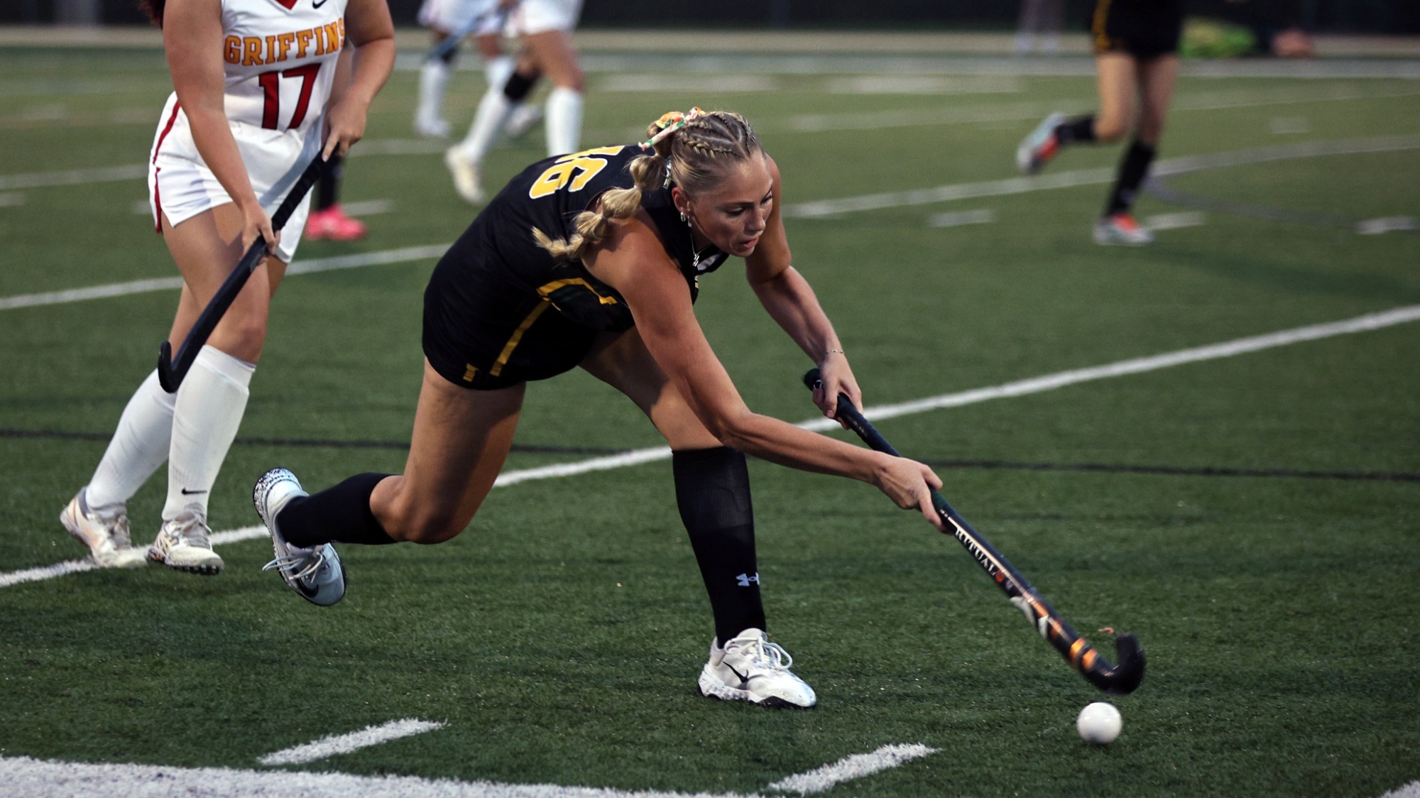 Isabella Davis playing field hockey vs. Gwynedd Mercy
