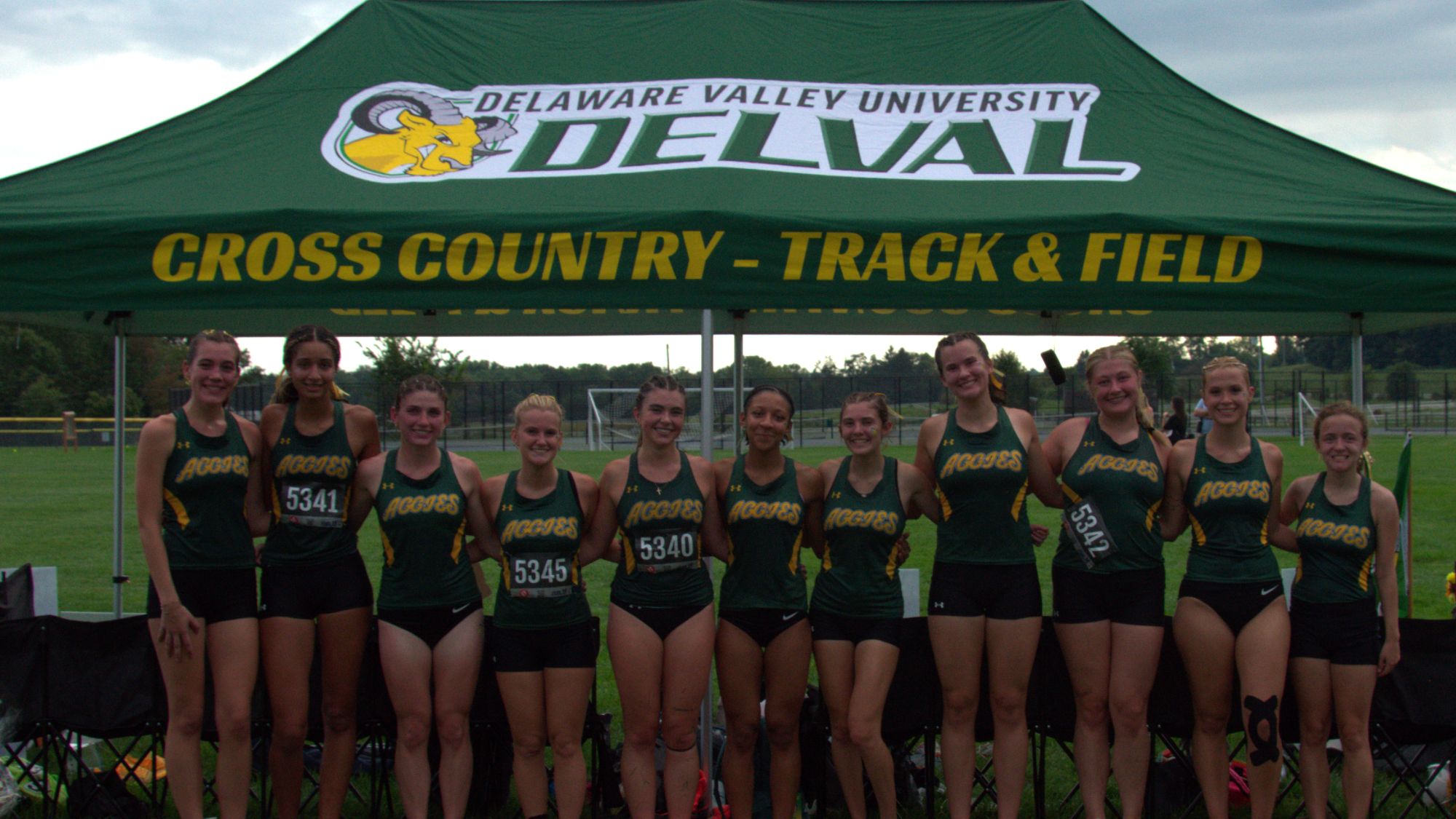 Women's Cross Country Team at Aggie Open 5K