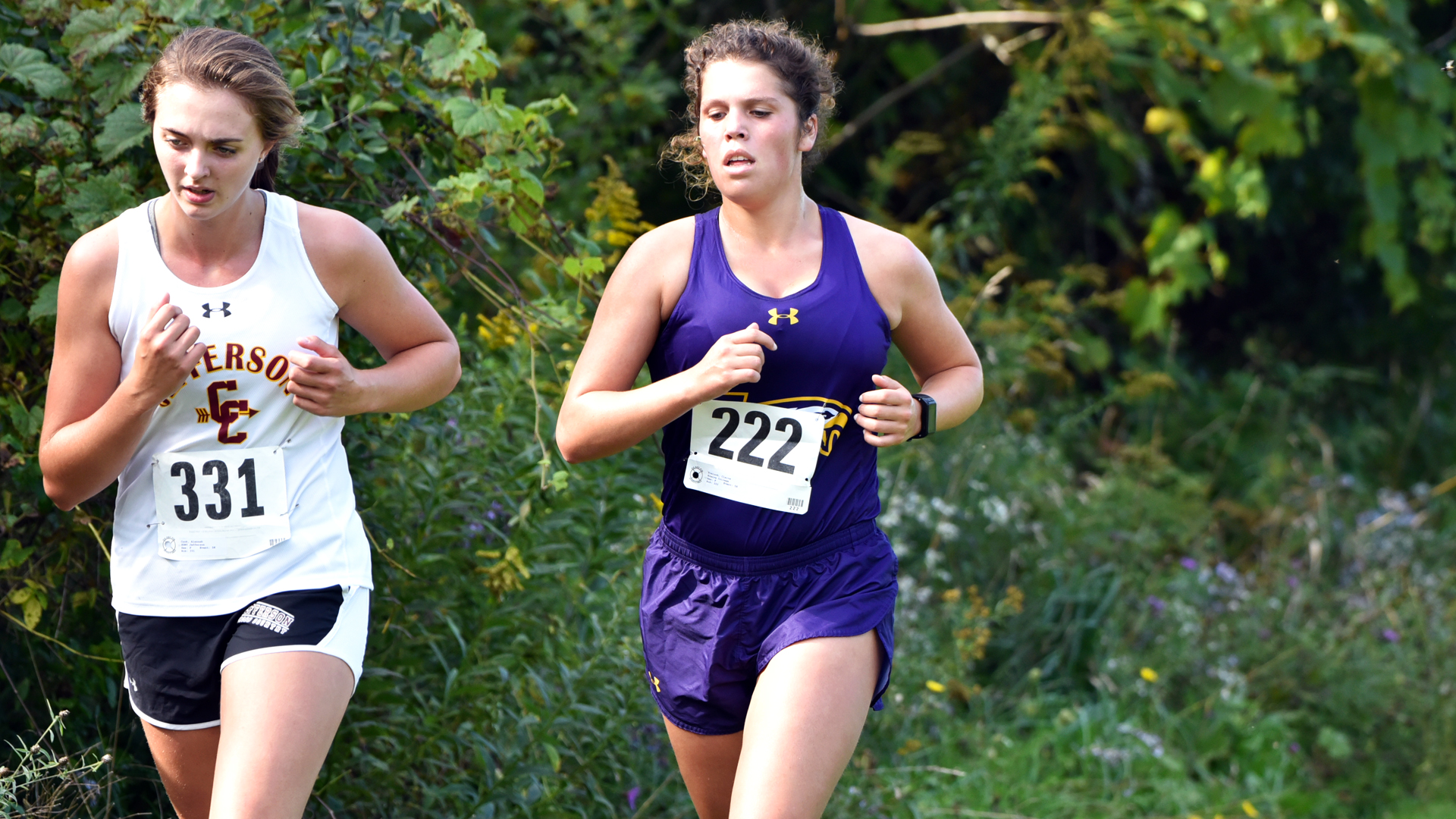 Claire Preisch '21 running at 2019 Caz Homecoming Invite