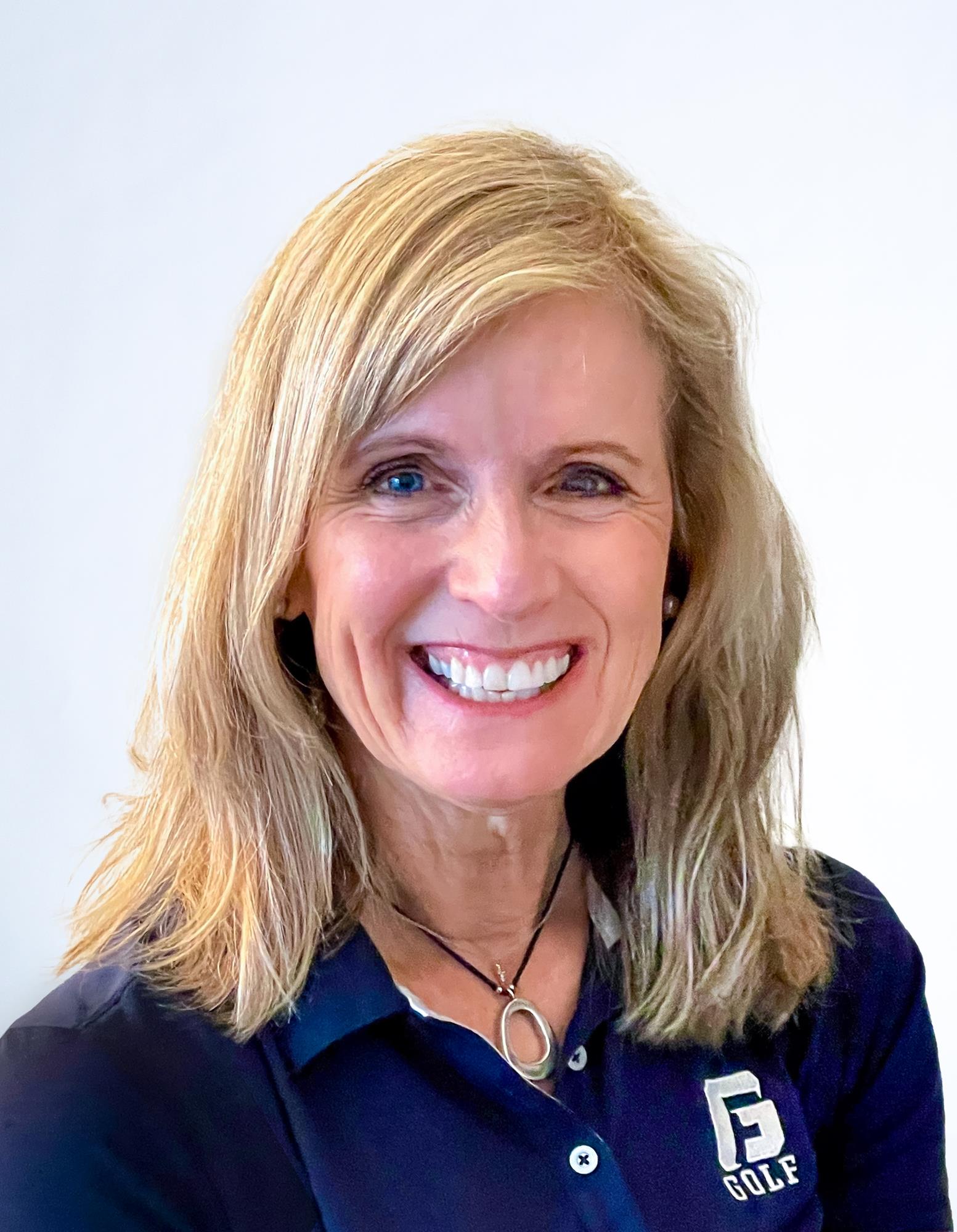McCloskey headshot 21-22