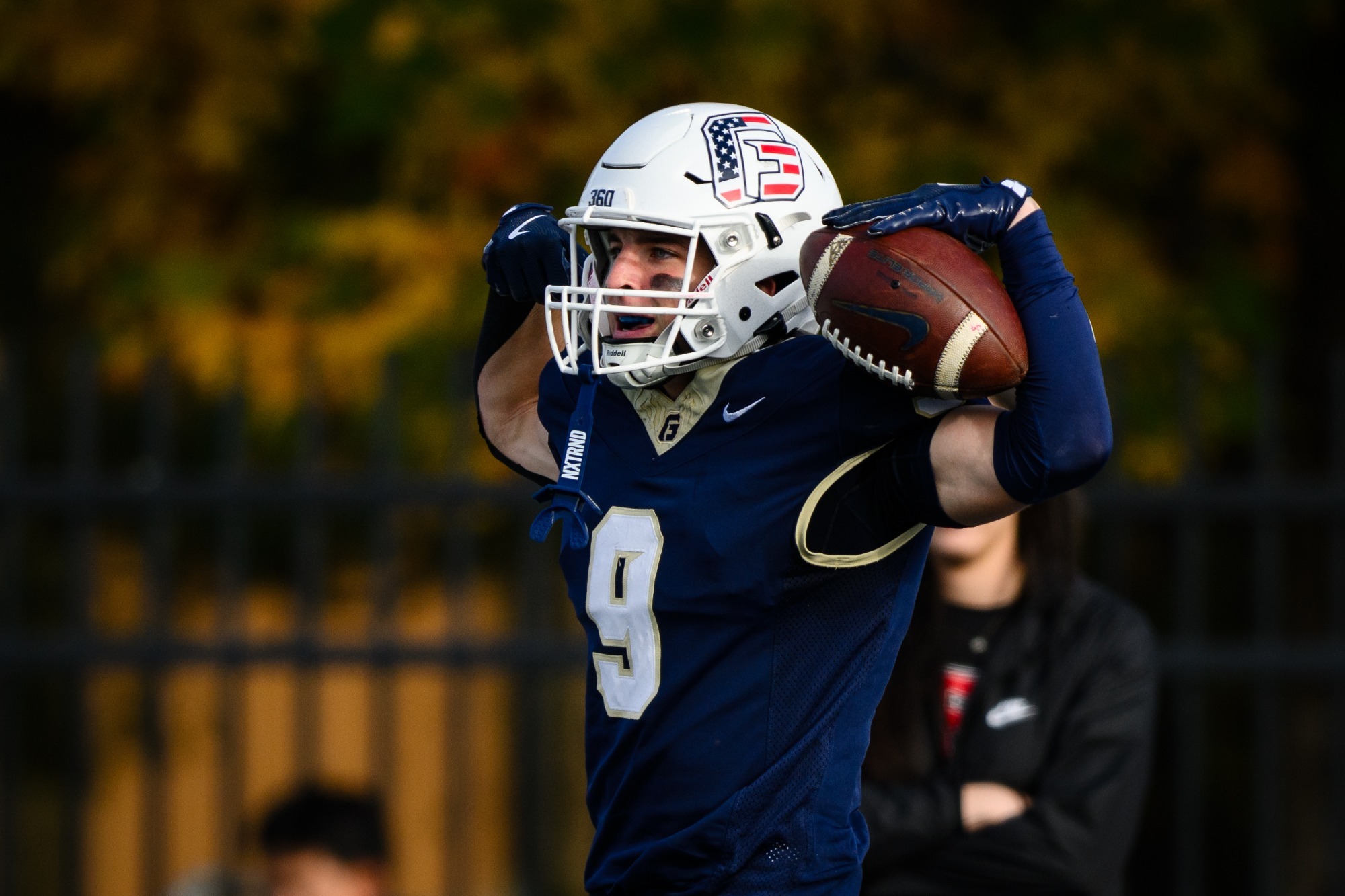 Karsen Denault flexing