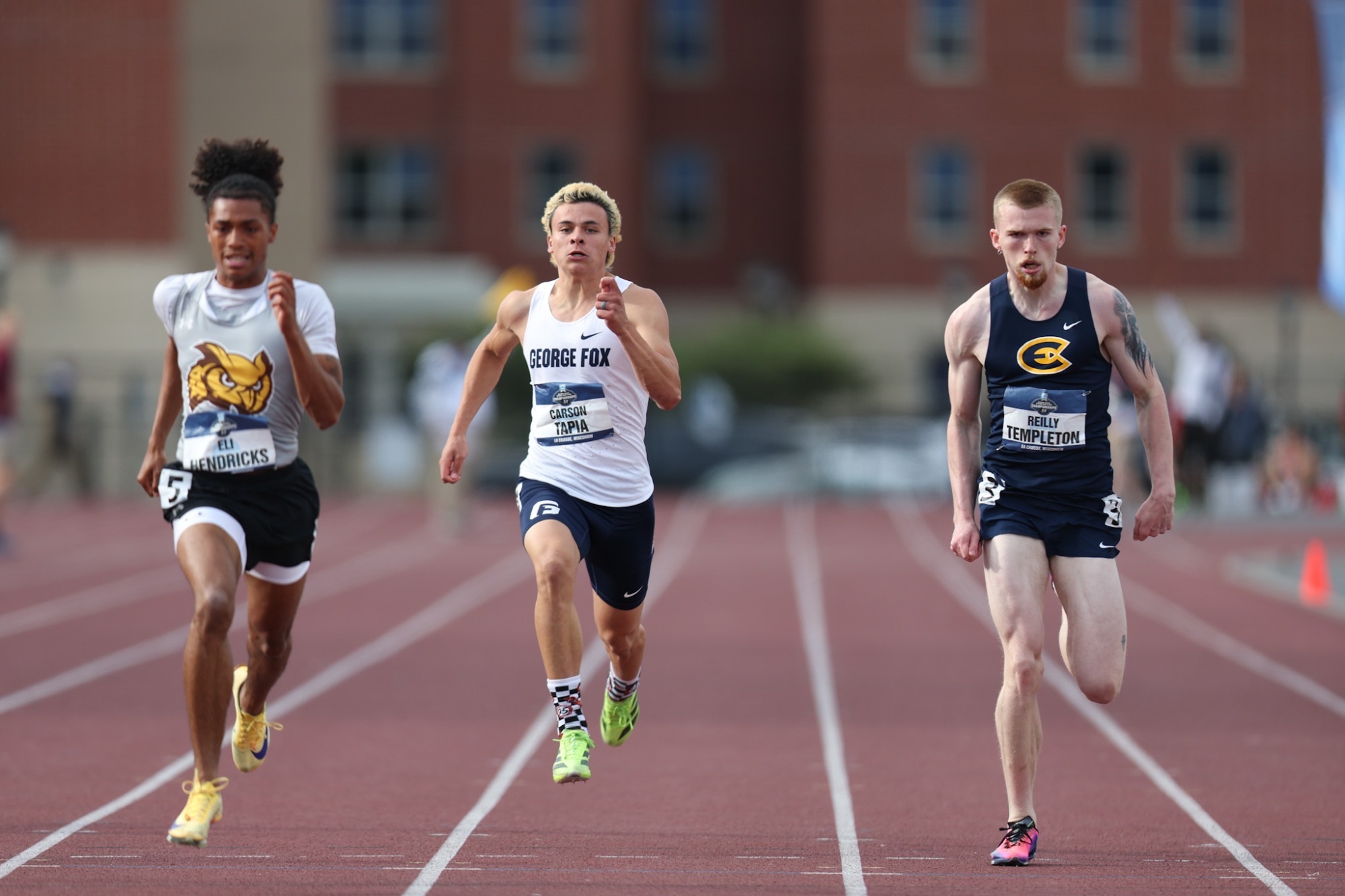 Carson Tapia runs in the 200m prelims