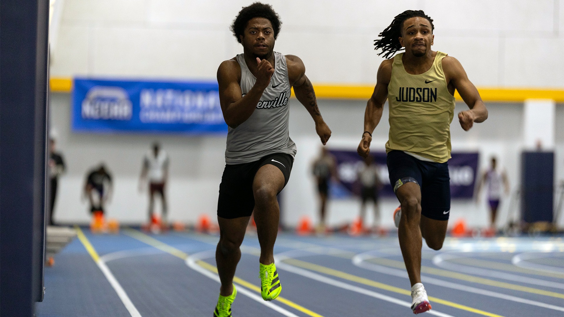 26mtrack0214 article