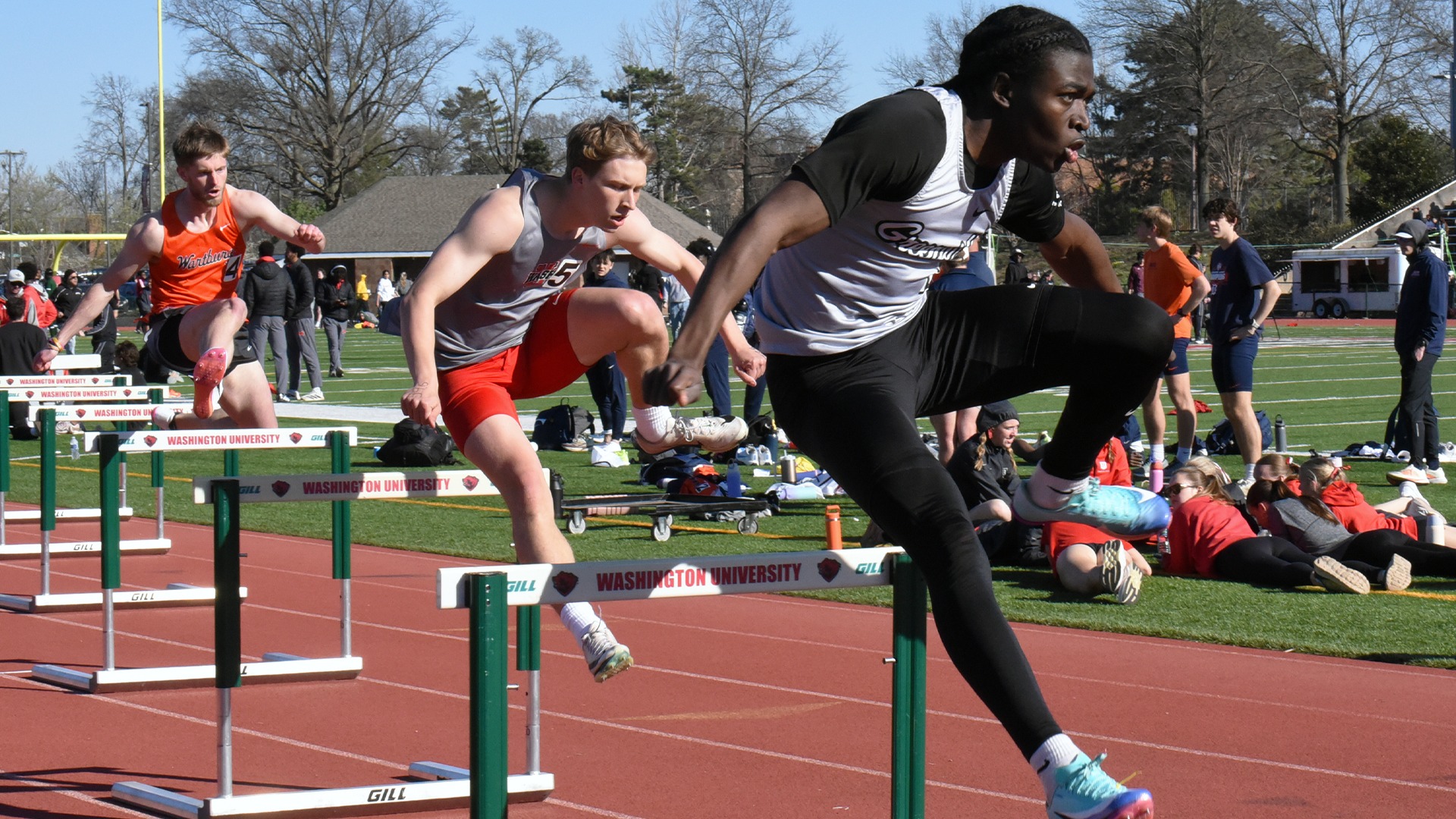 26mtrack0328 article