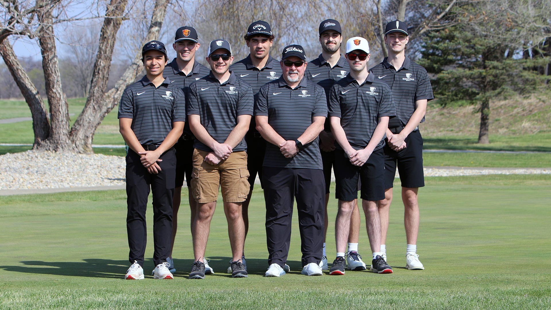26mgolf team picture