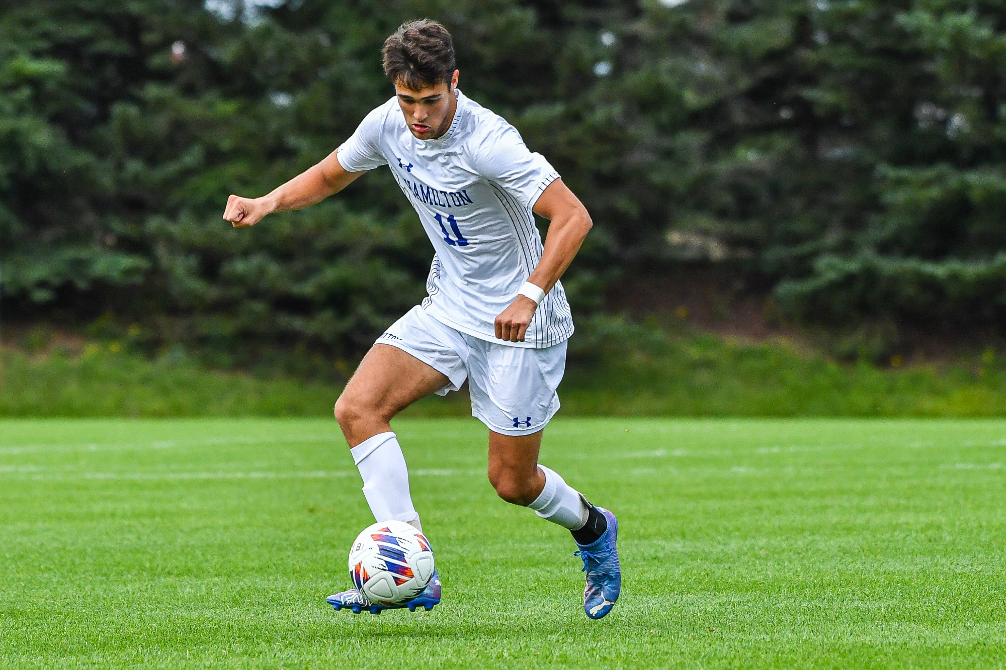 Men’s soccer blanks Ithaca on the road and remains undefeated