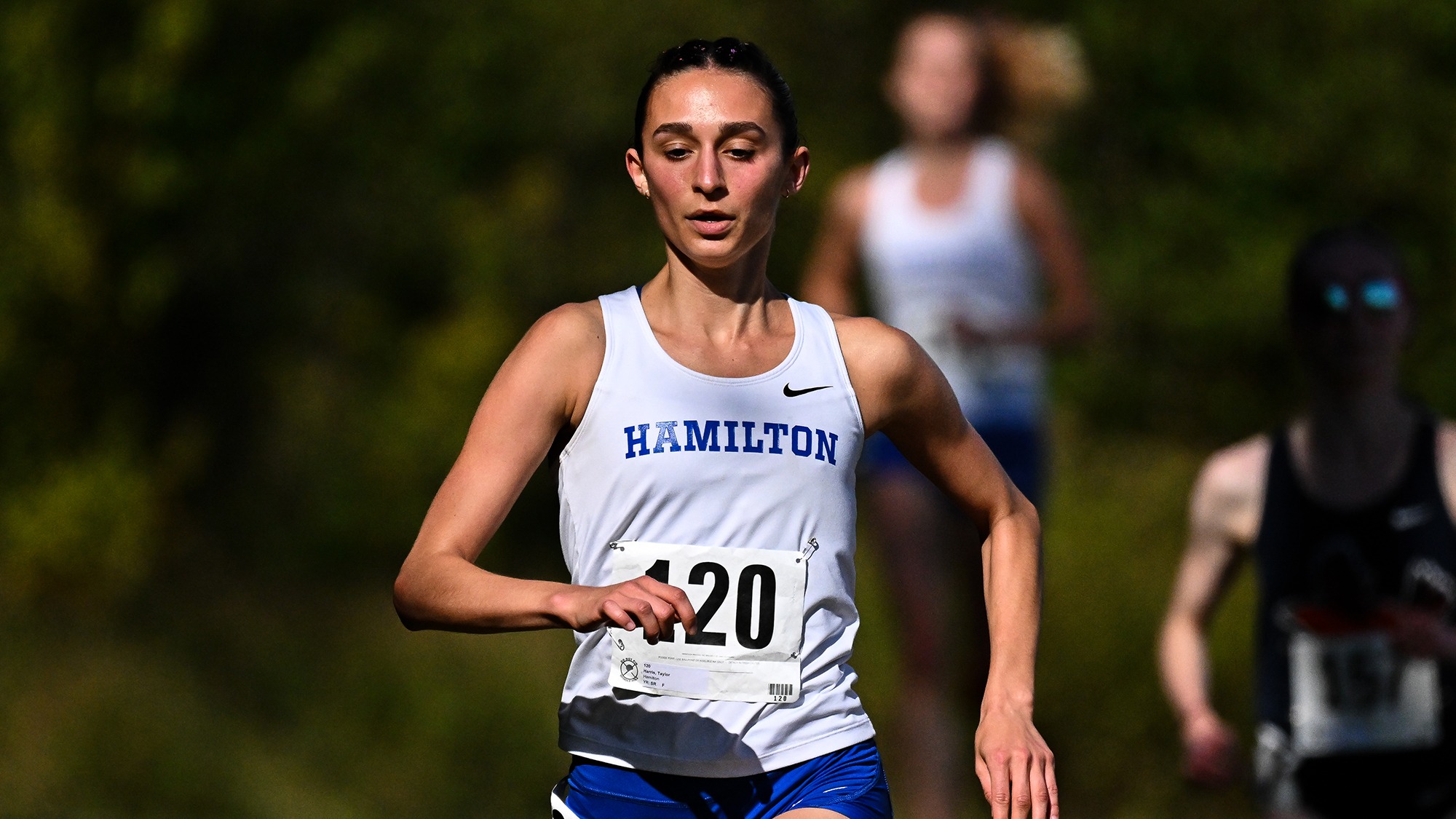 Taylor Harris approaches the midway point of the 2025 Hamilton Cross Country Invitational