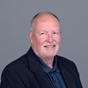 Tom Davelaar headshot