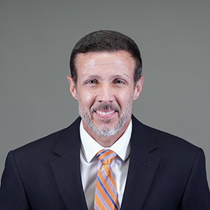 Dave Gkekas hDave Gkekas headshoteadshot