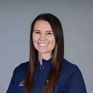 Dani Szep headshot