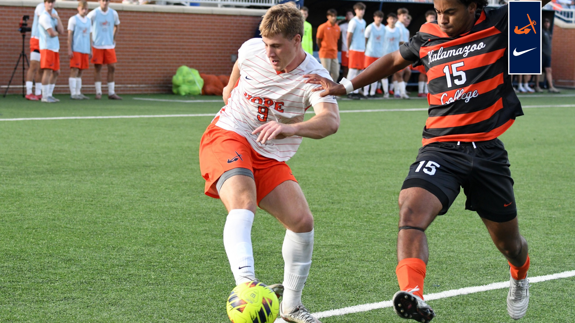 Jackson Mindling controls the ball