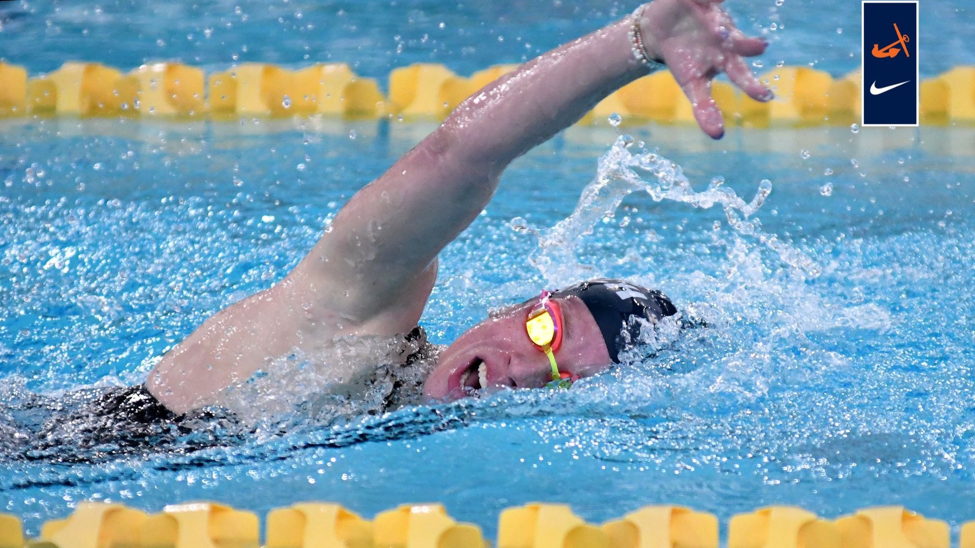 Greta Gidley swims the freestyle.