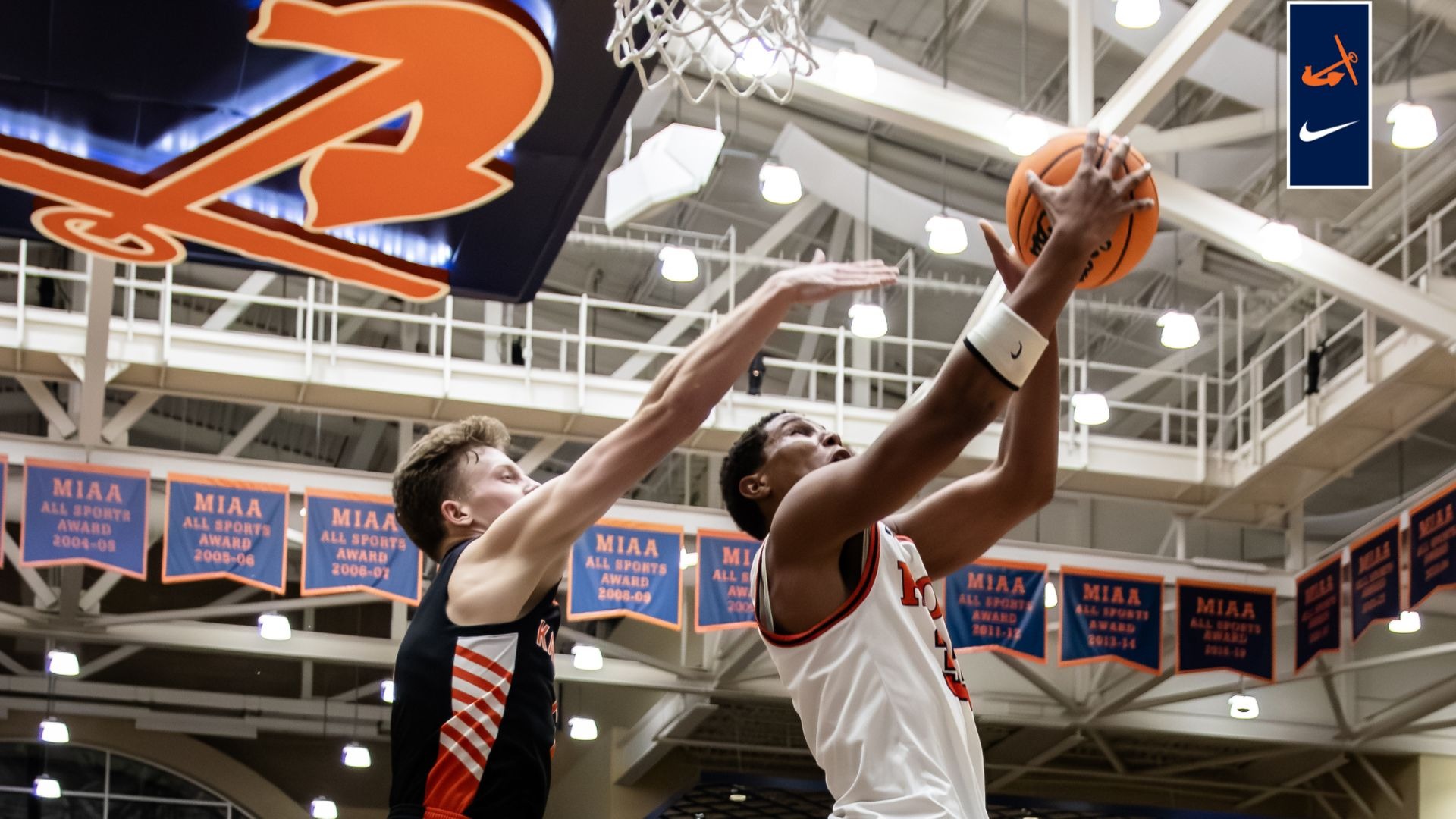 Orion Yant goes up for a layup.
