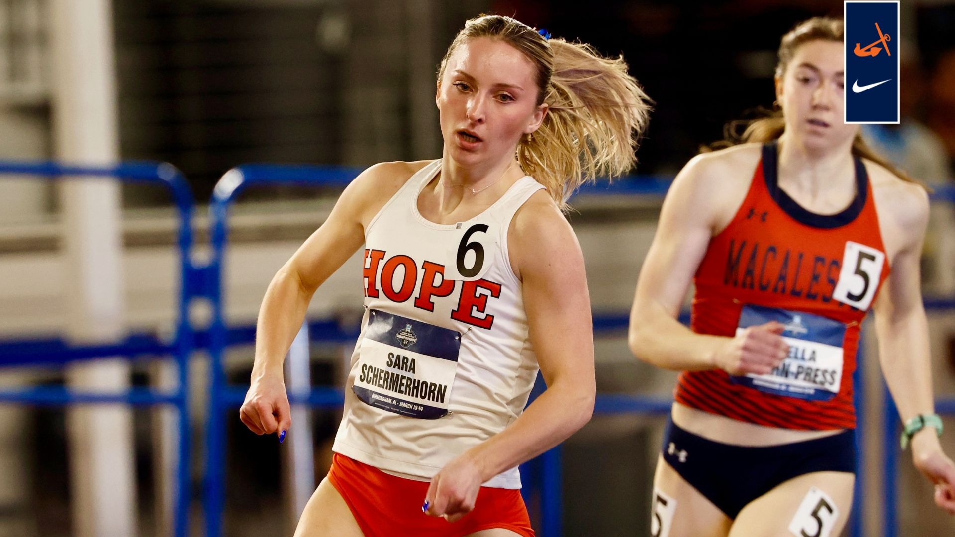 Sara Schermerhorn sprints toward the finish line.