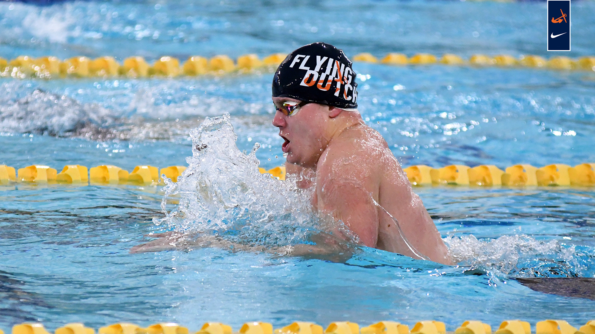Christian Hoeksema does the breaststroke.