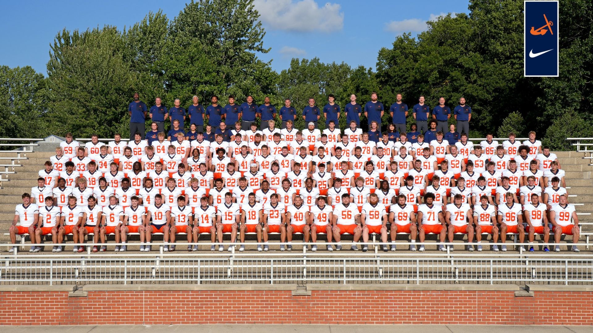 The Hope College football team poses for a group jphoto.
