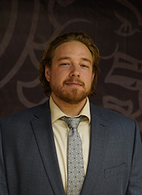 Jonathan Raub Headshot