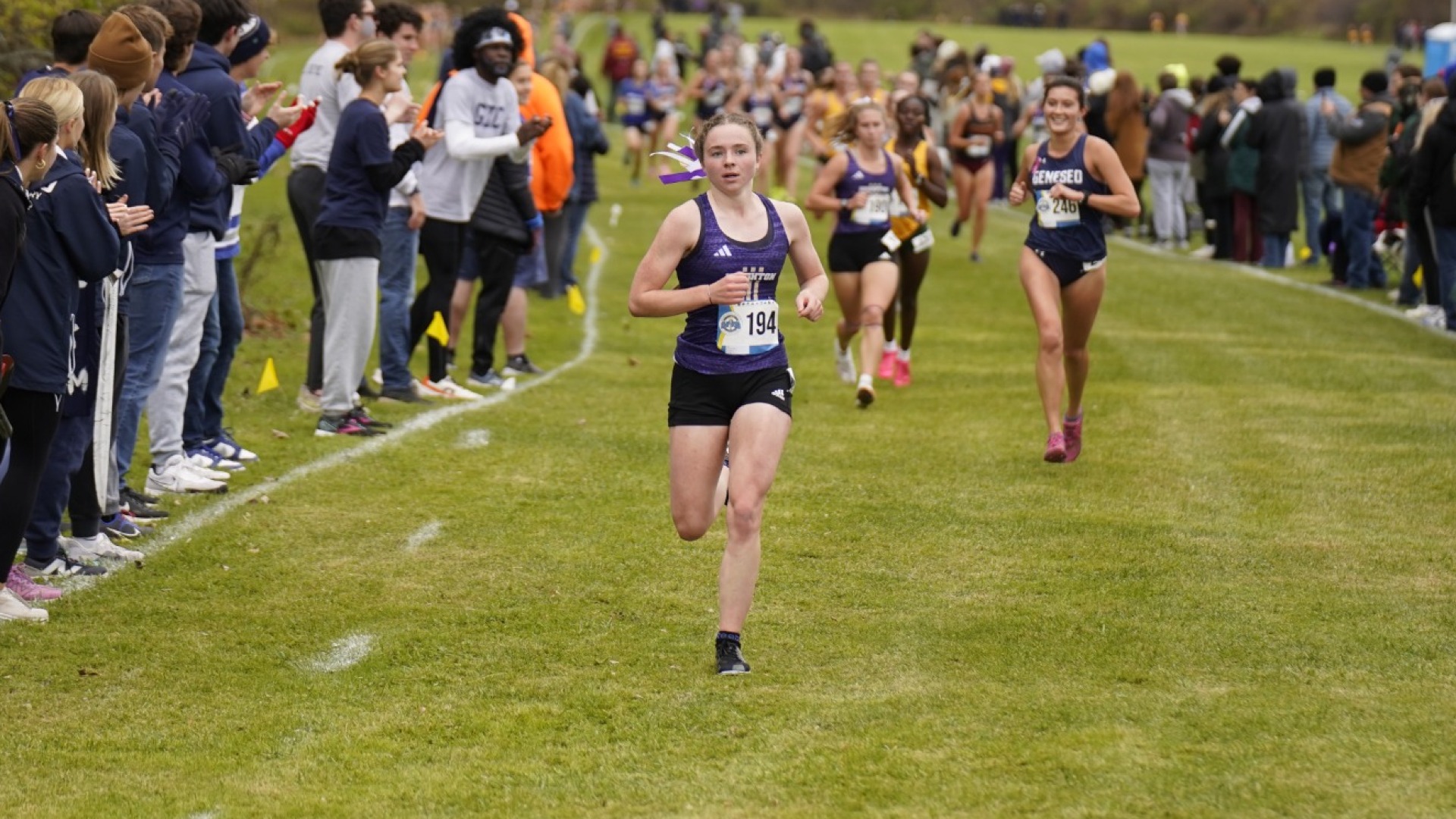 Aria Larson runs at E8 champs