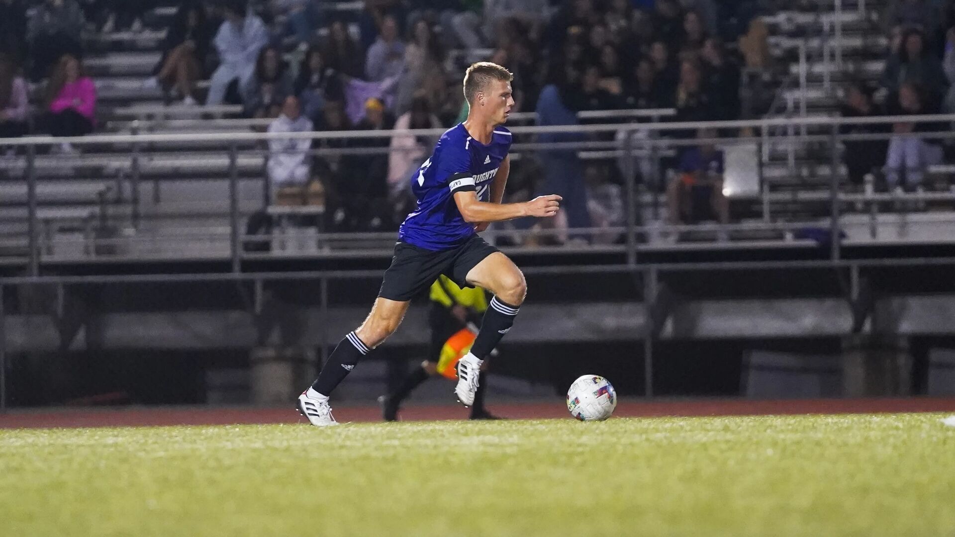 Elijah Bailey dribbles