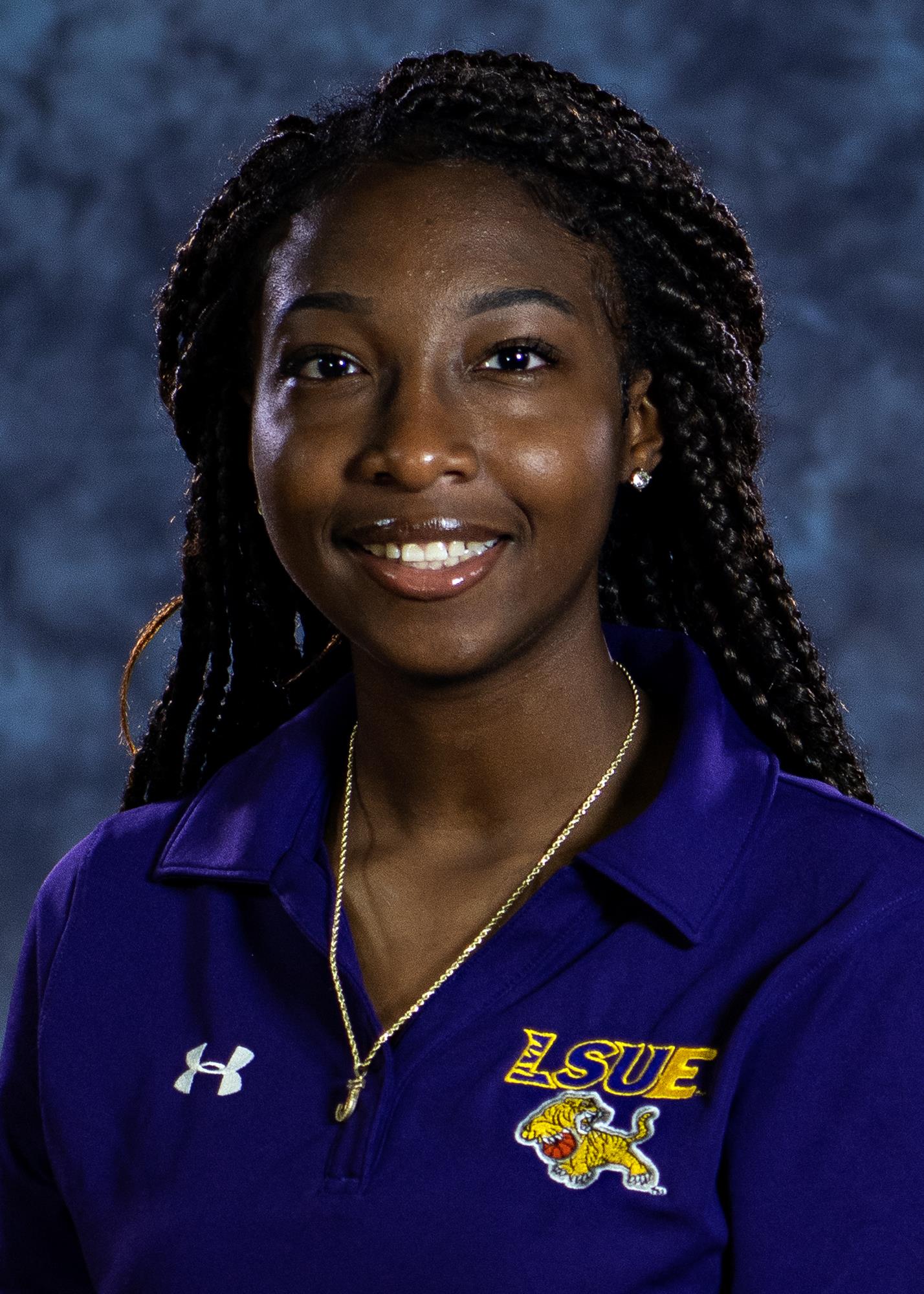LSUE Manager Jayla Young