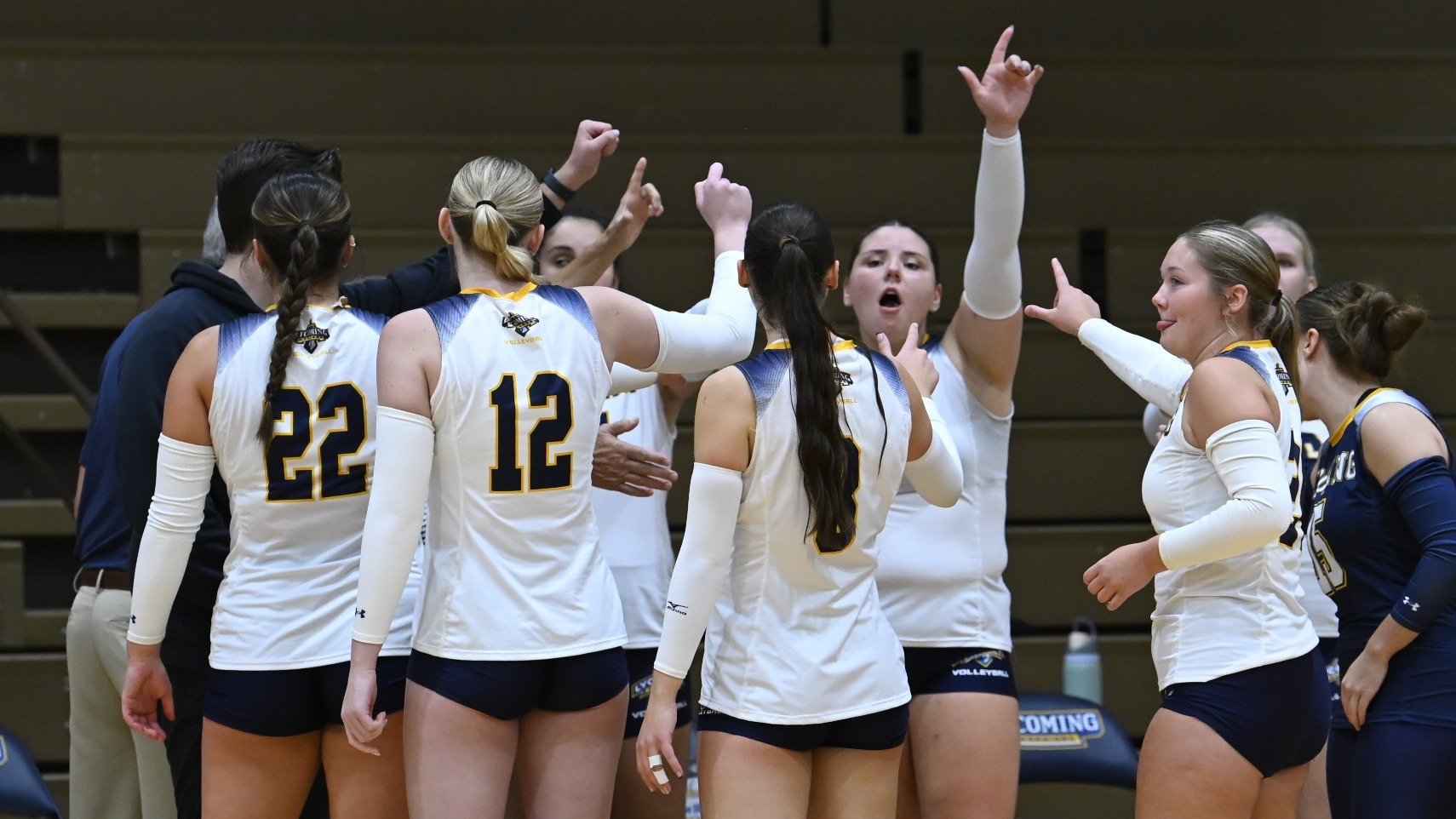 WVB huddle