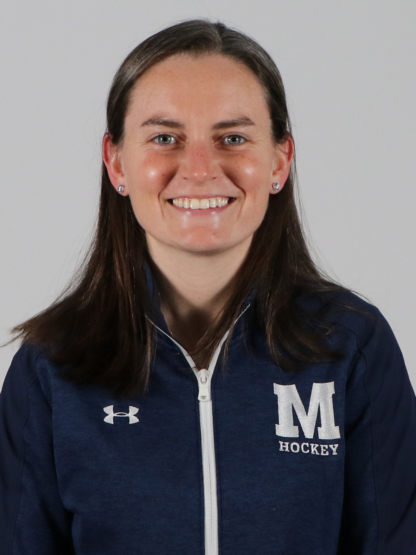 AshleySalerno21HockeyHeadshot