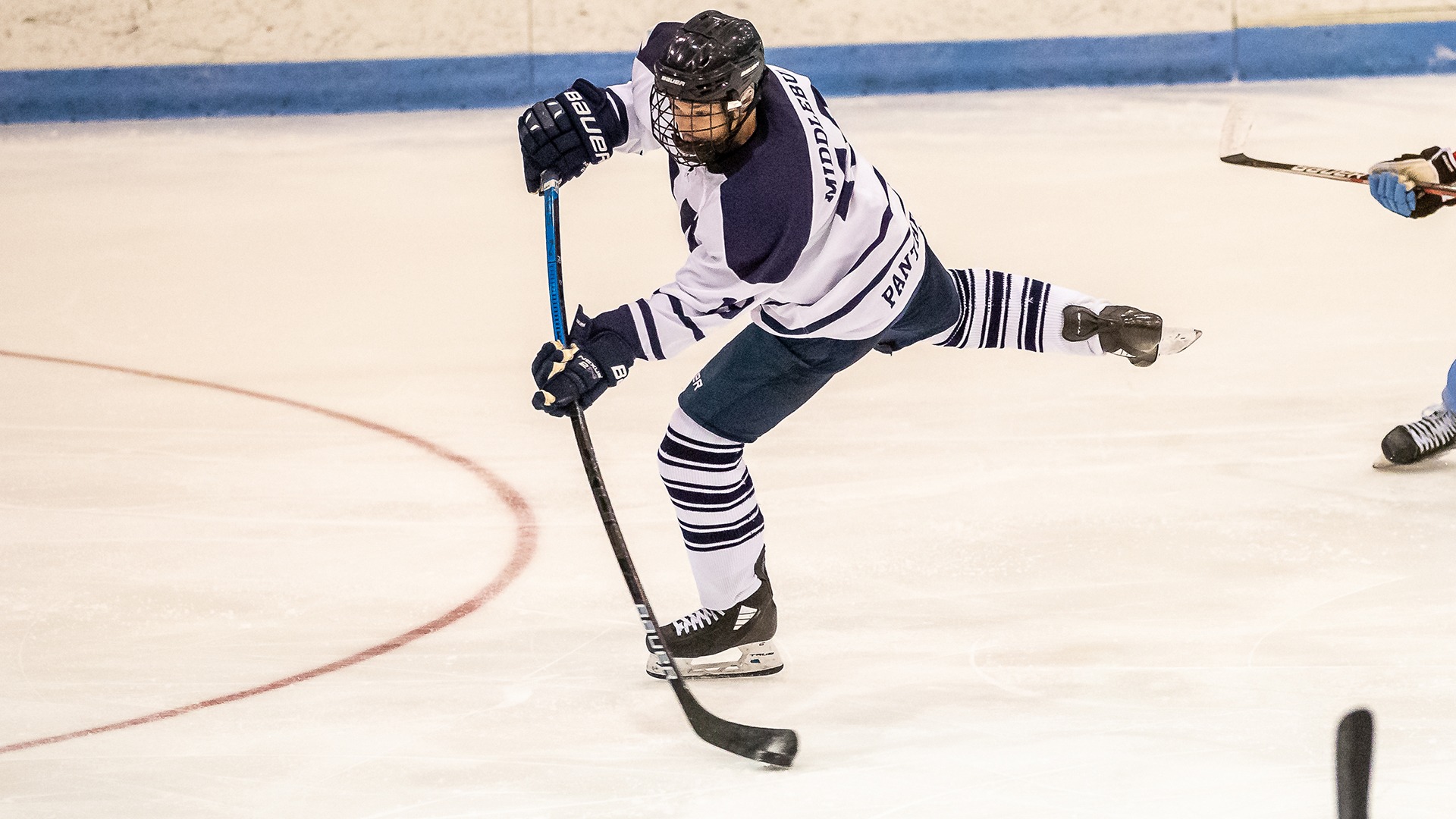 Men’s Hockey Comes Up Just Short Against Bowdoin, 43 Middlebury College