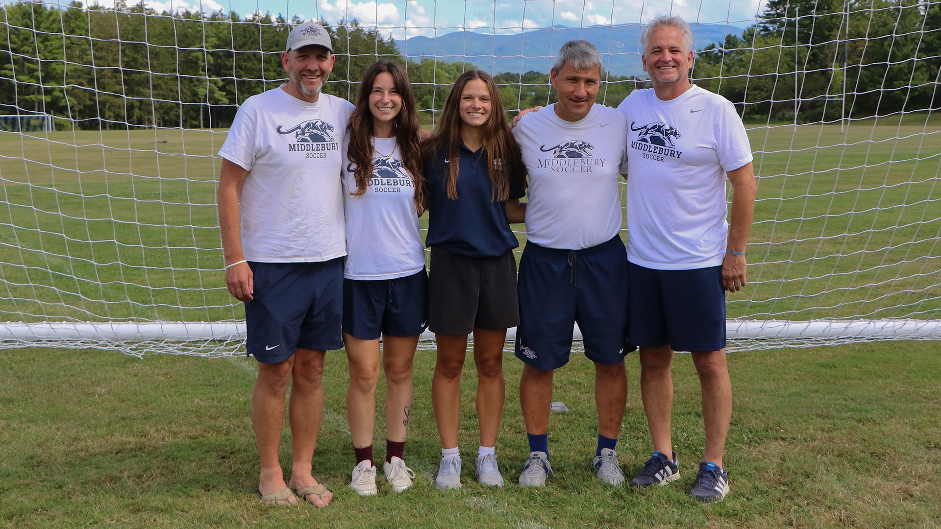 WSOCCoachingStaff25_Cropped