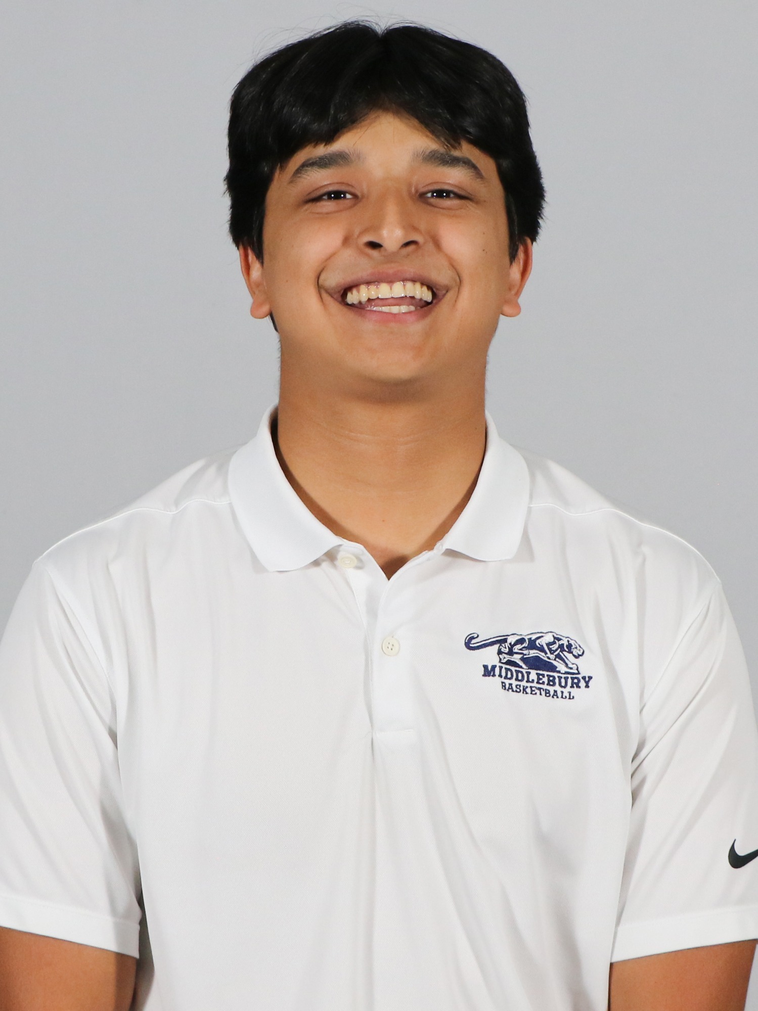 MoKhan2526HeadshotCropped