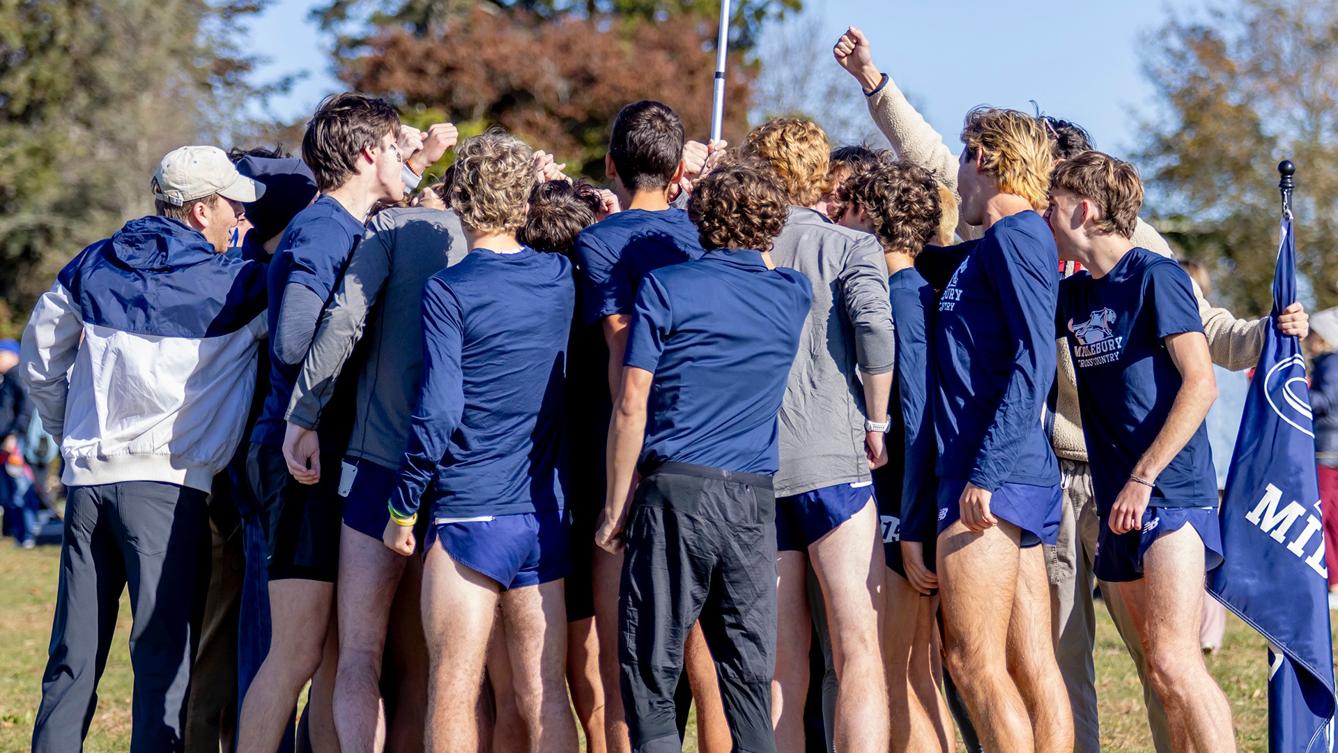 MXCTeamHuddle25NESCACChampionship_Cropped