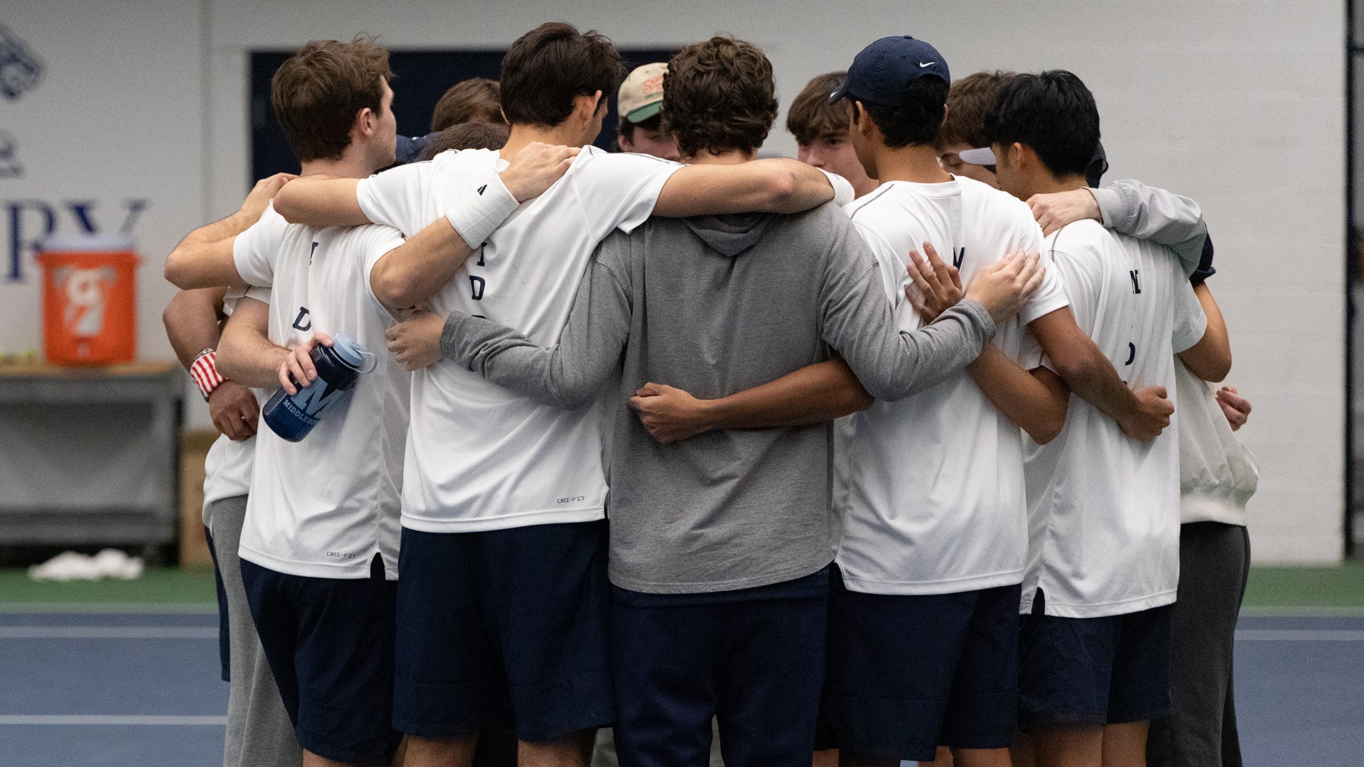 MTENHuddle25SaintMichaels