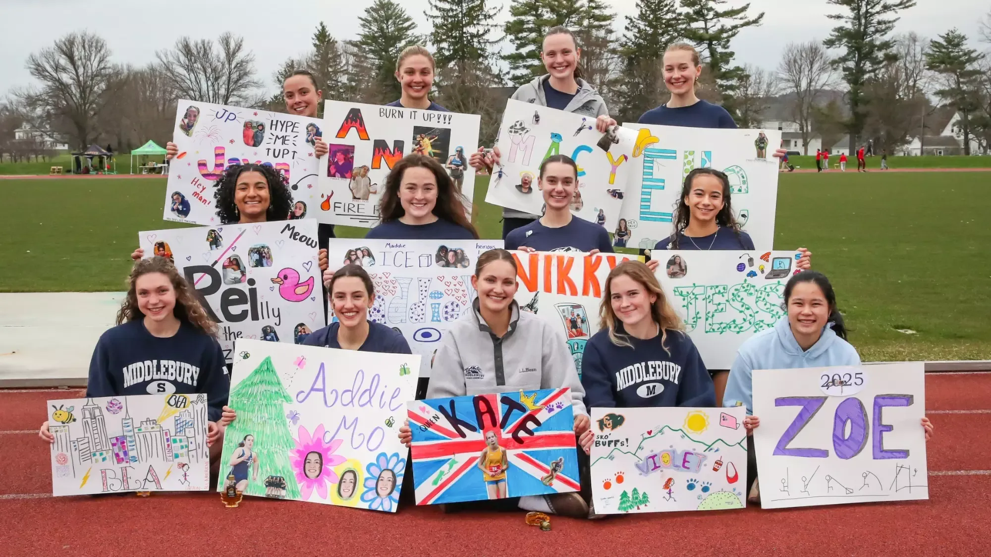 WTrackSeniors25MiddInvite