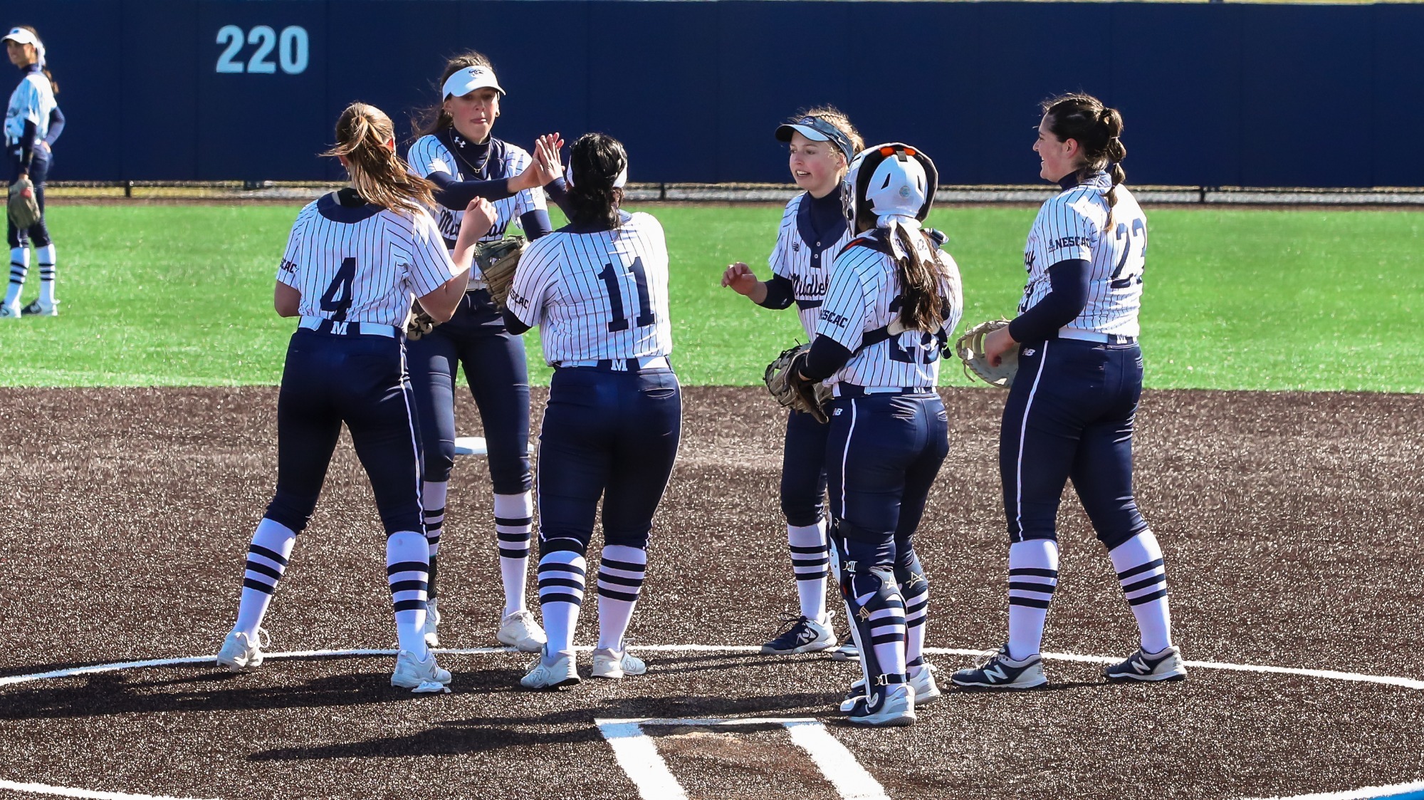 SBHuddle25StLawrence