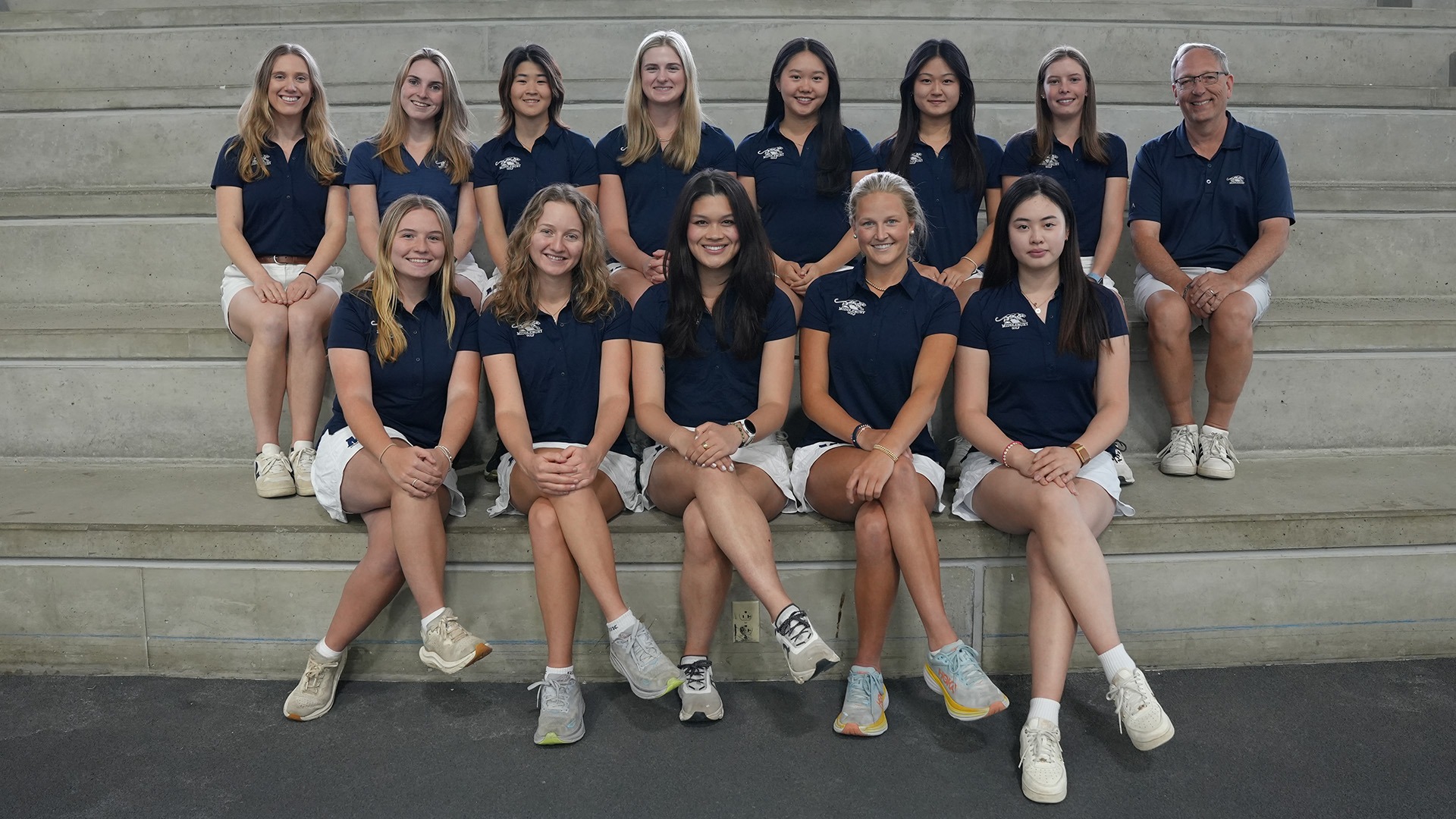 The 2026 Middlebury women's golf team.