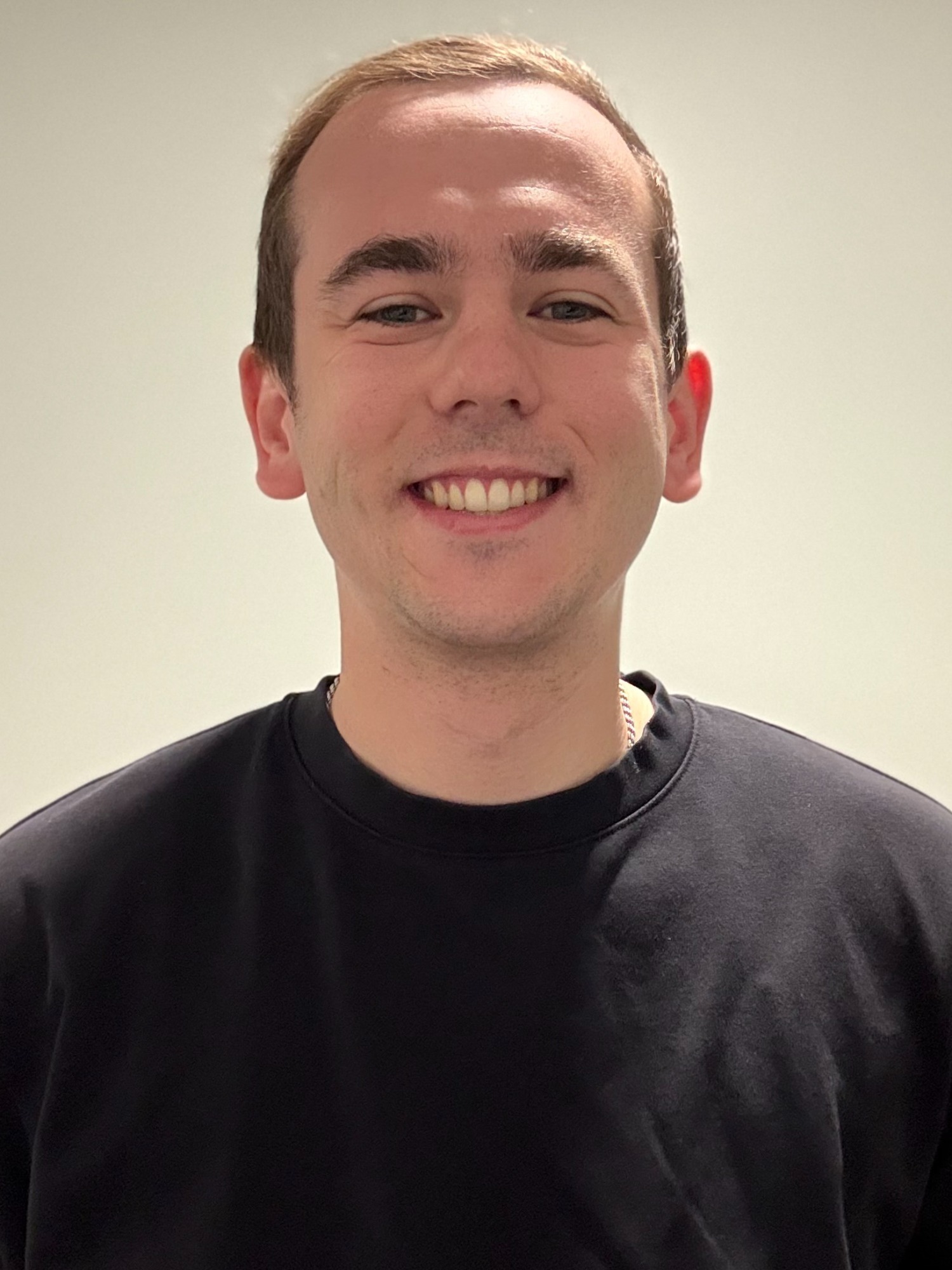 ZachHennessey26Headshot_Cropped