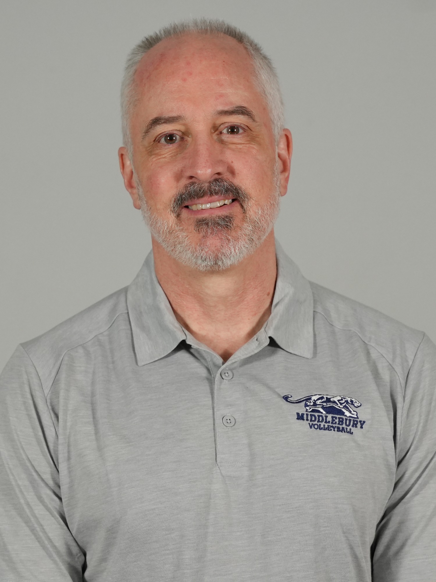 A headshot photo of Middlebury volleyball player Brian Dunlop