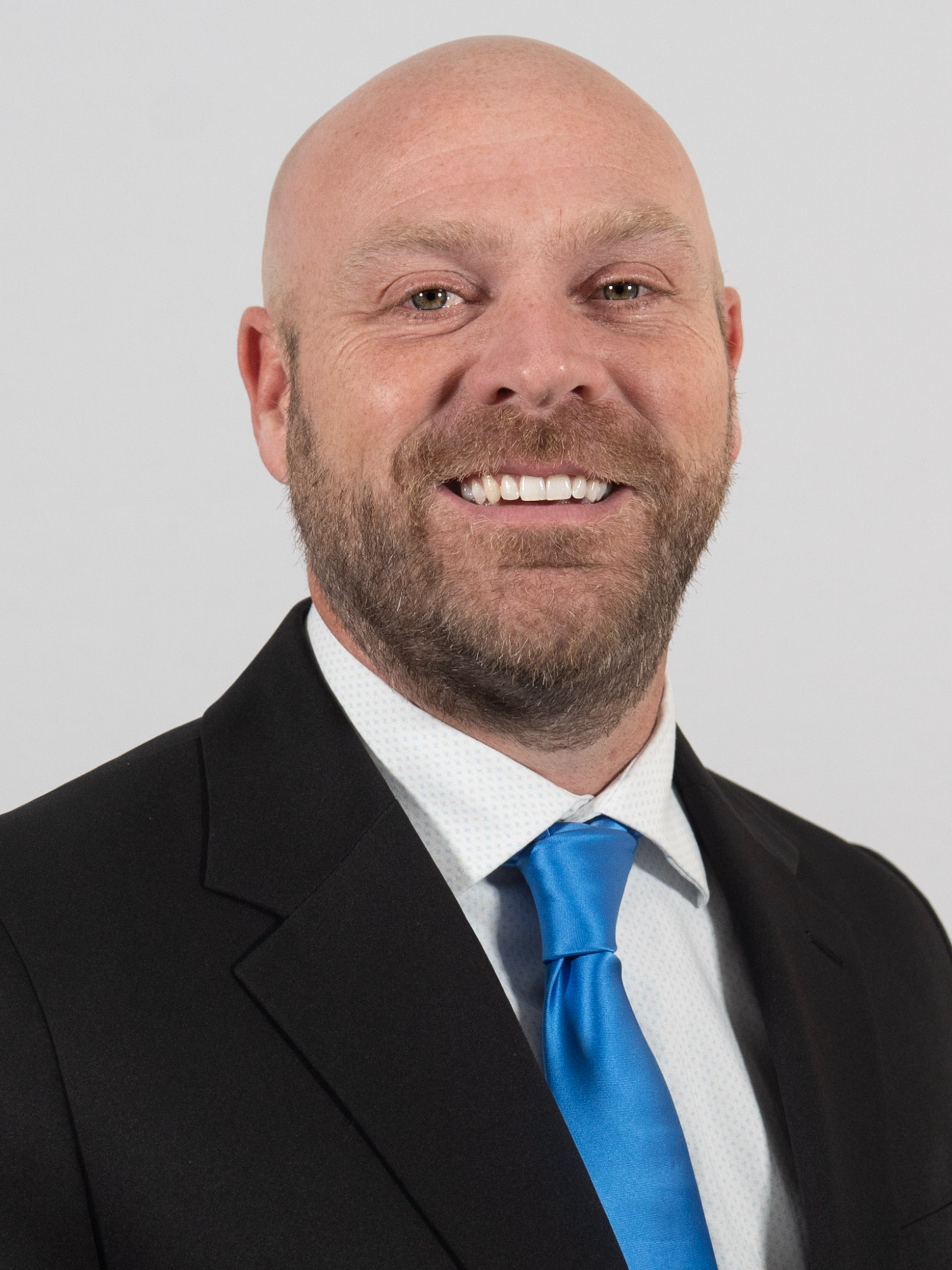 MBB Headshots 26-27