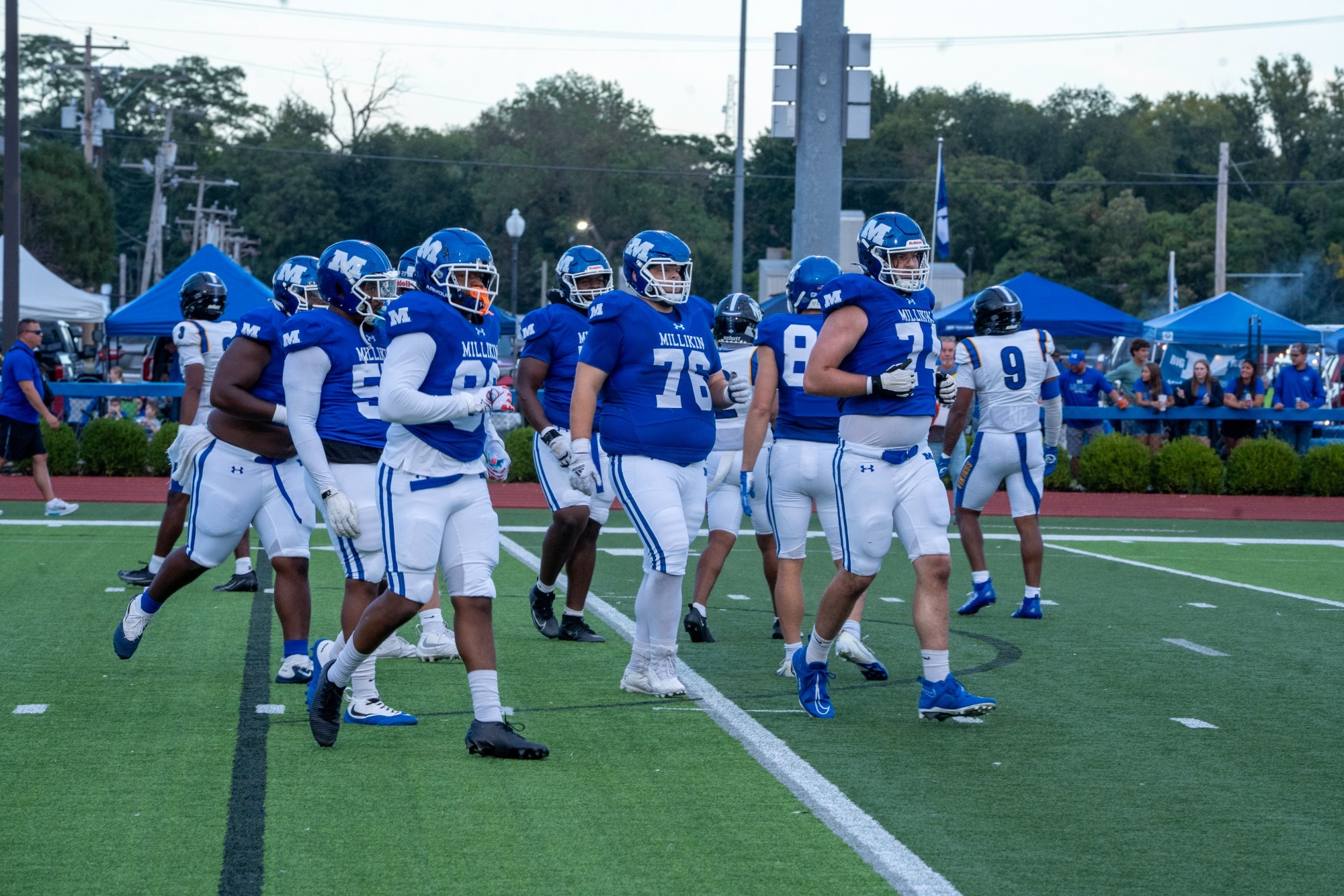 Football offensive line