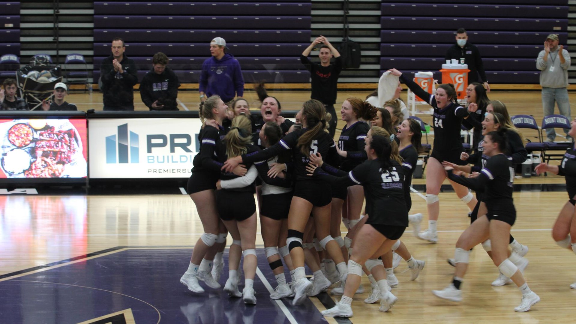 Raiders Survive and Advance To OAC Semifinal University of Mount Union