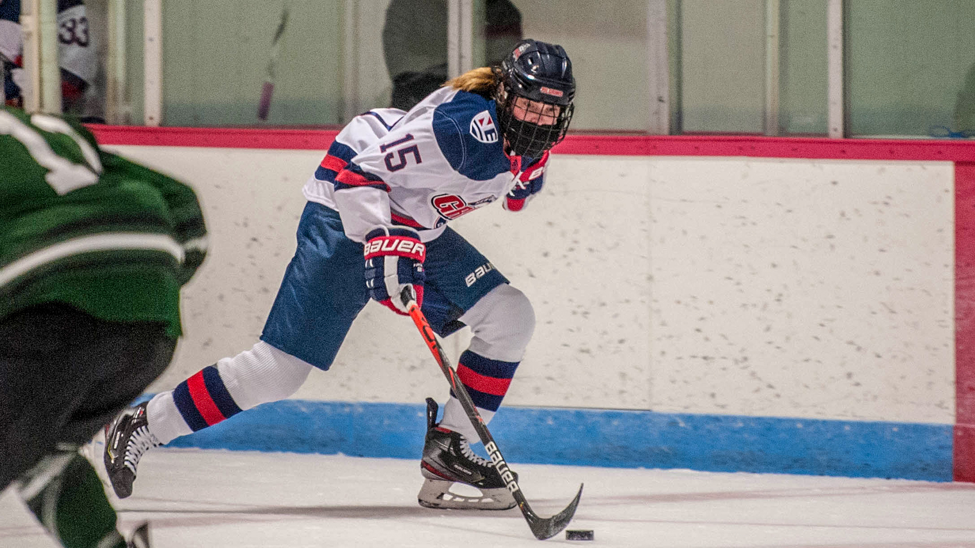 Becker Clips Women's Ice Hockey, 10 New England College