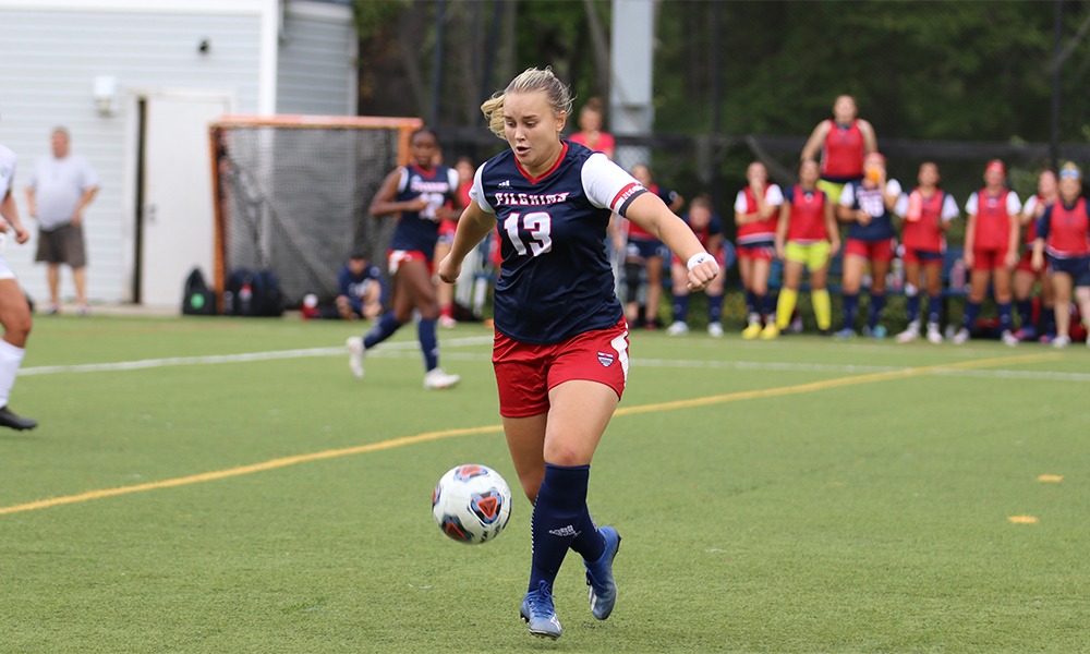 Felicia Glanberg 2022 Women's Soccer New England College