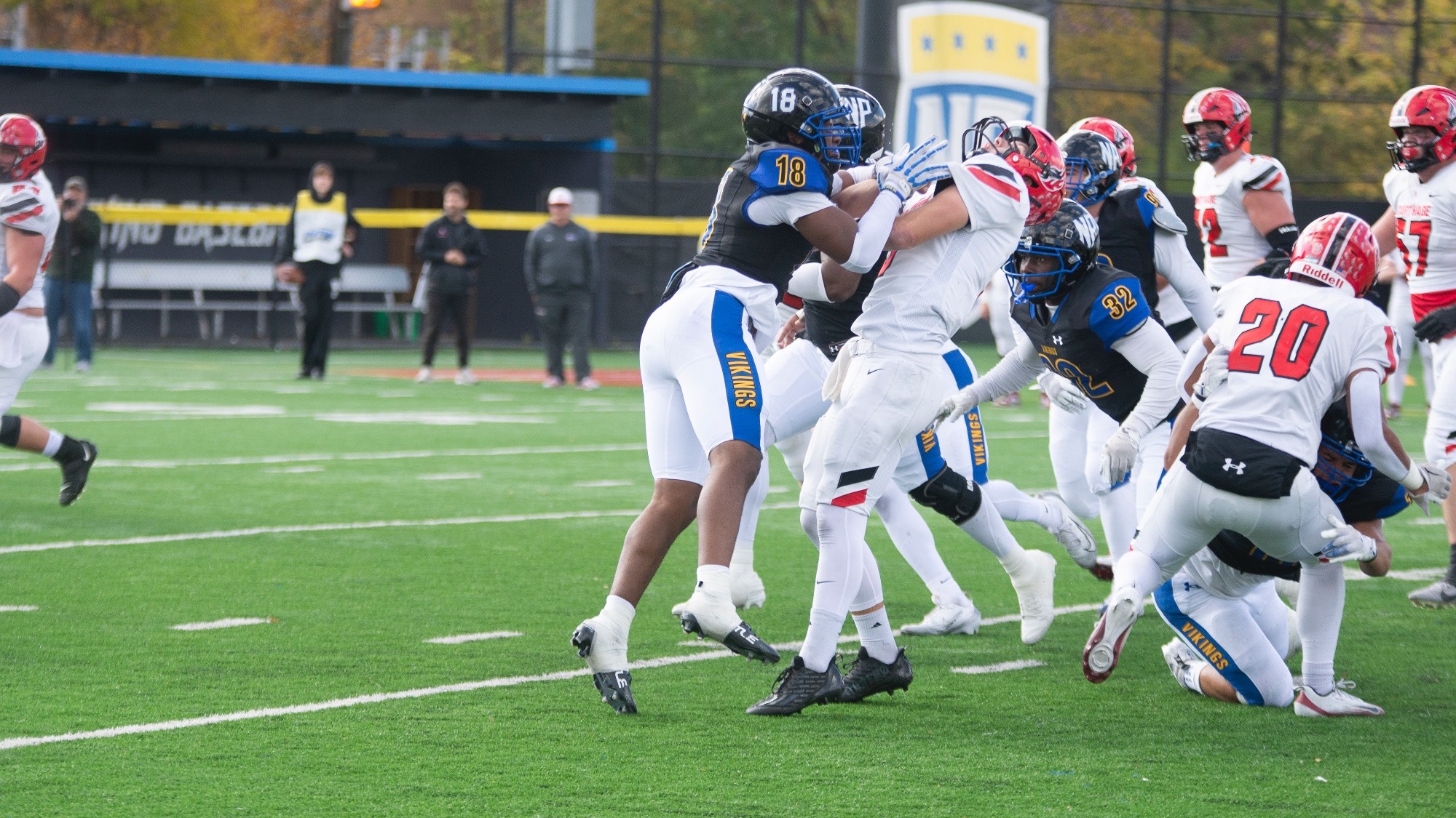 18djtacklecarthage25