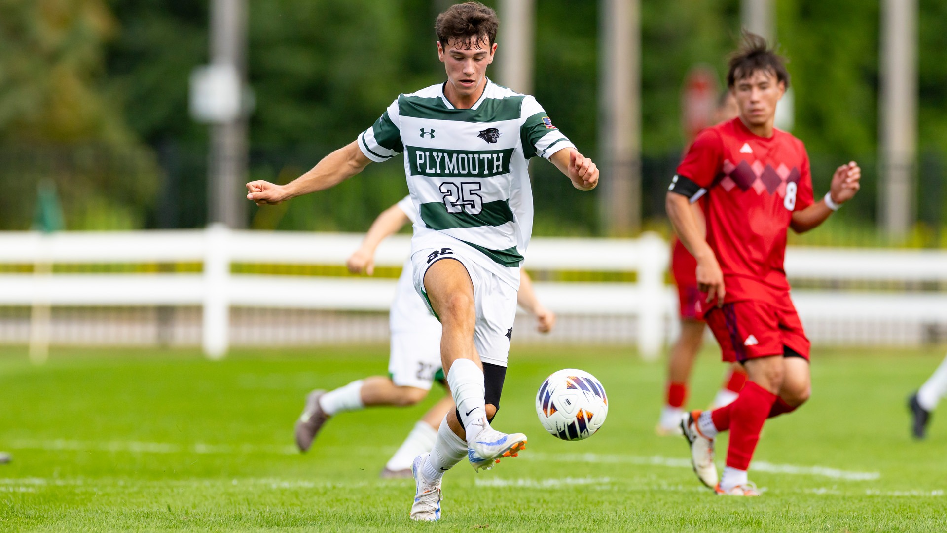 Cam Bastien settles the ball in traffic in a recent game