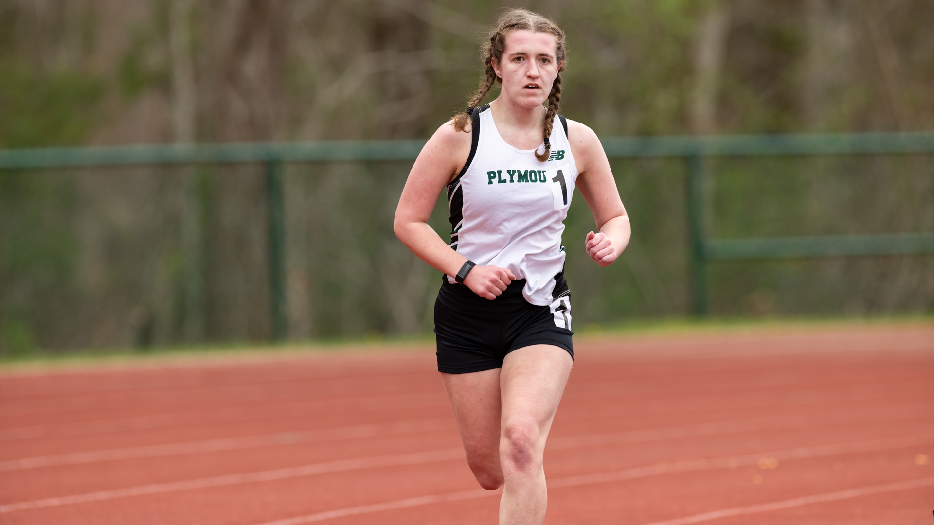 20260326 - Women's Outdoor Track at SNHU